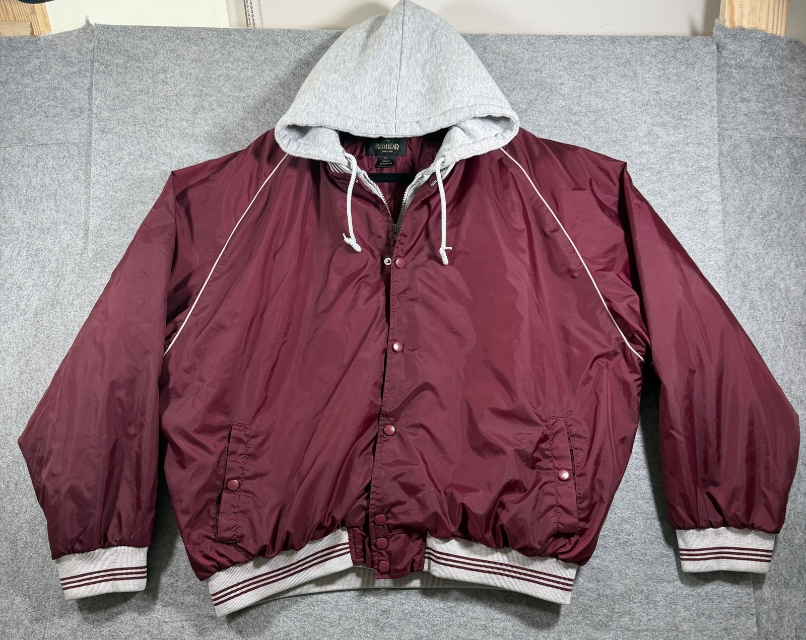 RedHead Quilted Varsity Jacket Mens XL Maroon Gray Hooded Snap Front Vintage 90s