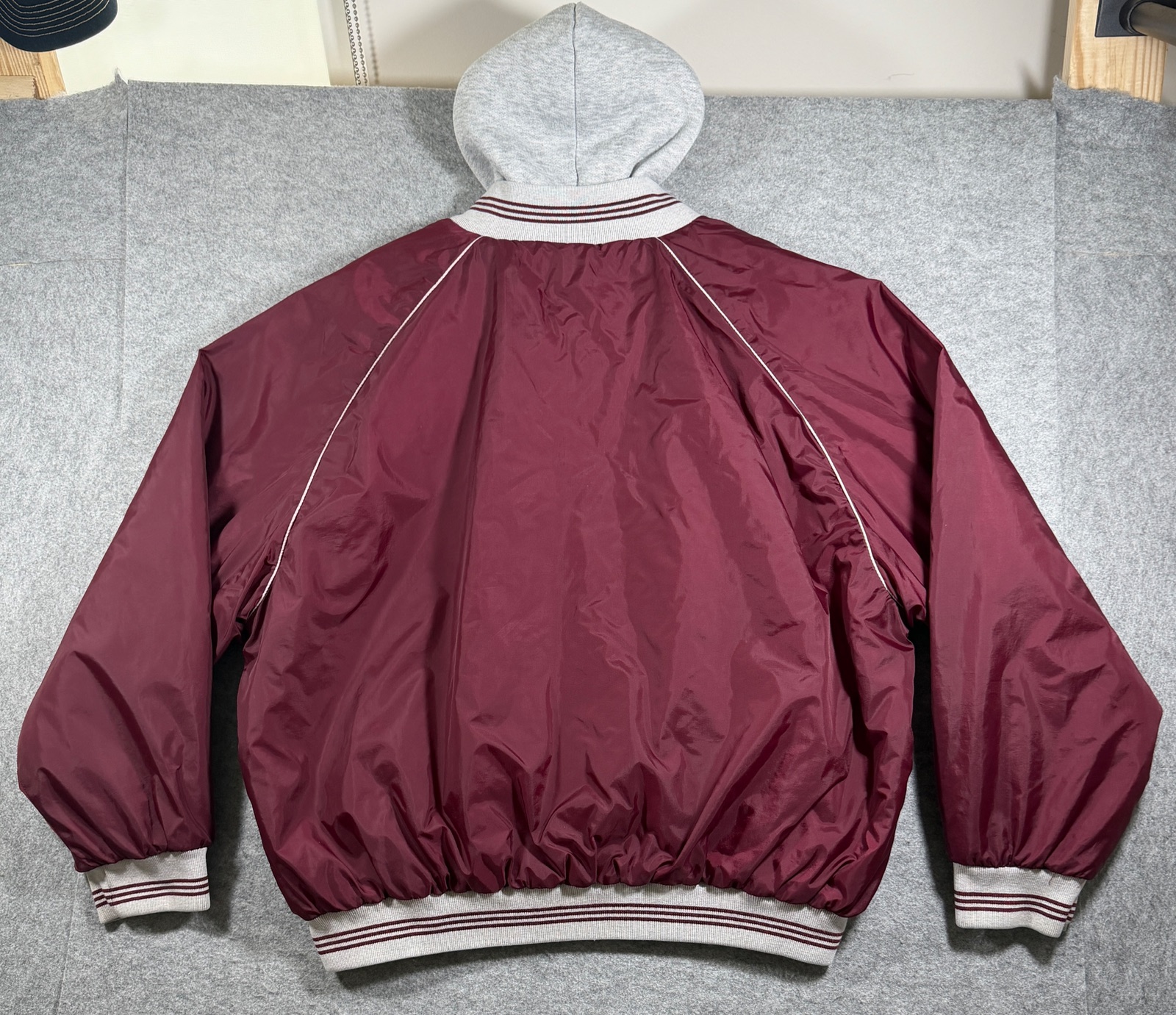 RedHead Quilted Varsity Jacket Mens XL Maroon Gray Hooded Snap Front Vintage 90s thumbnail 2