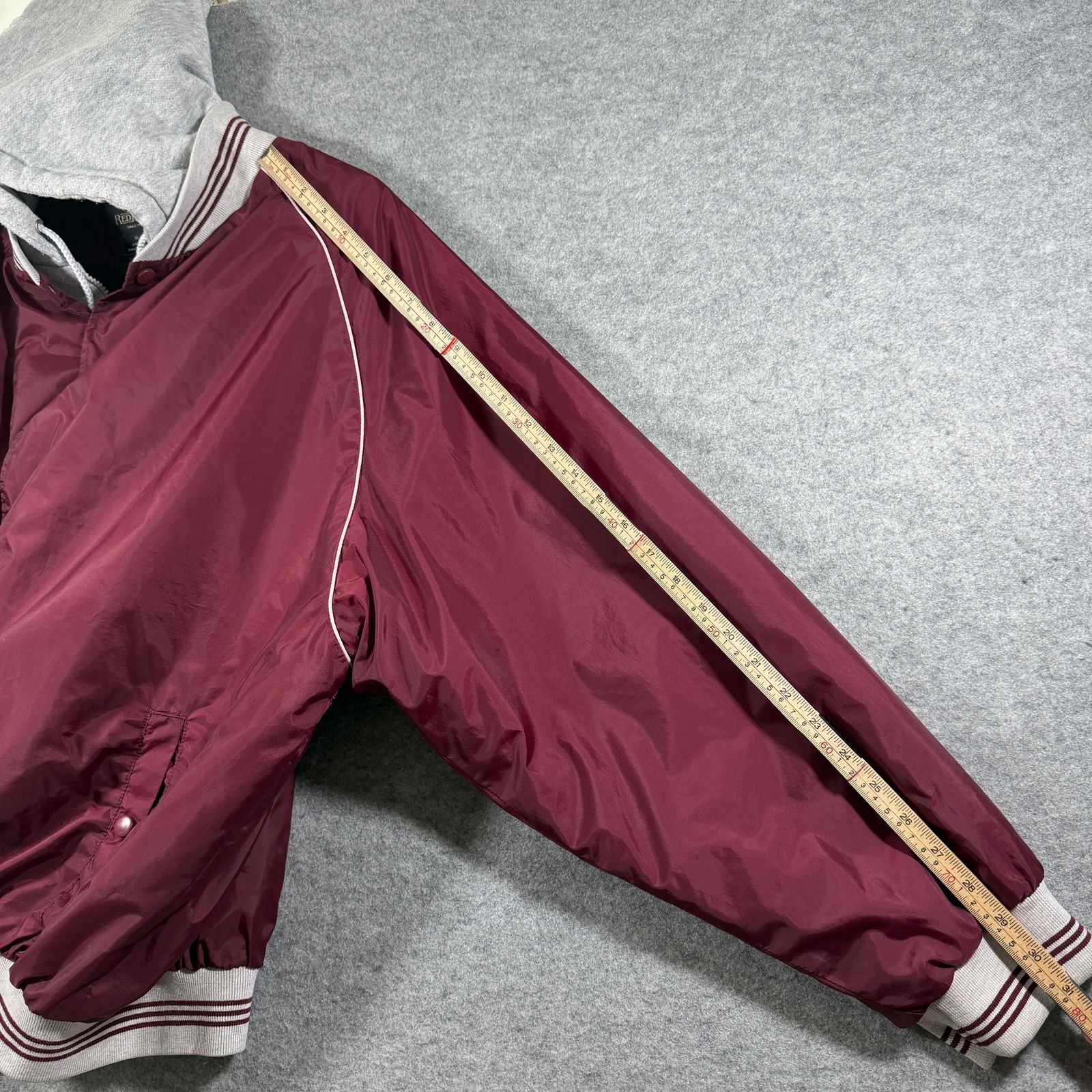 RedHead Quilted Varsity Jacket Mens XL Maroon Gray Hooded Snap Front Vintage 90s thumbnail 8
