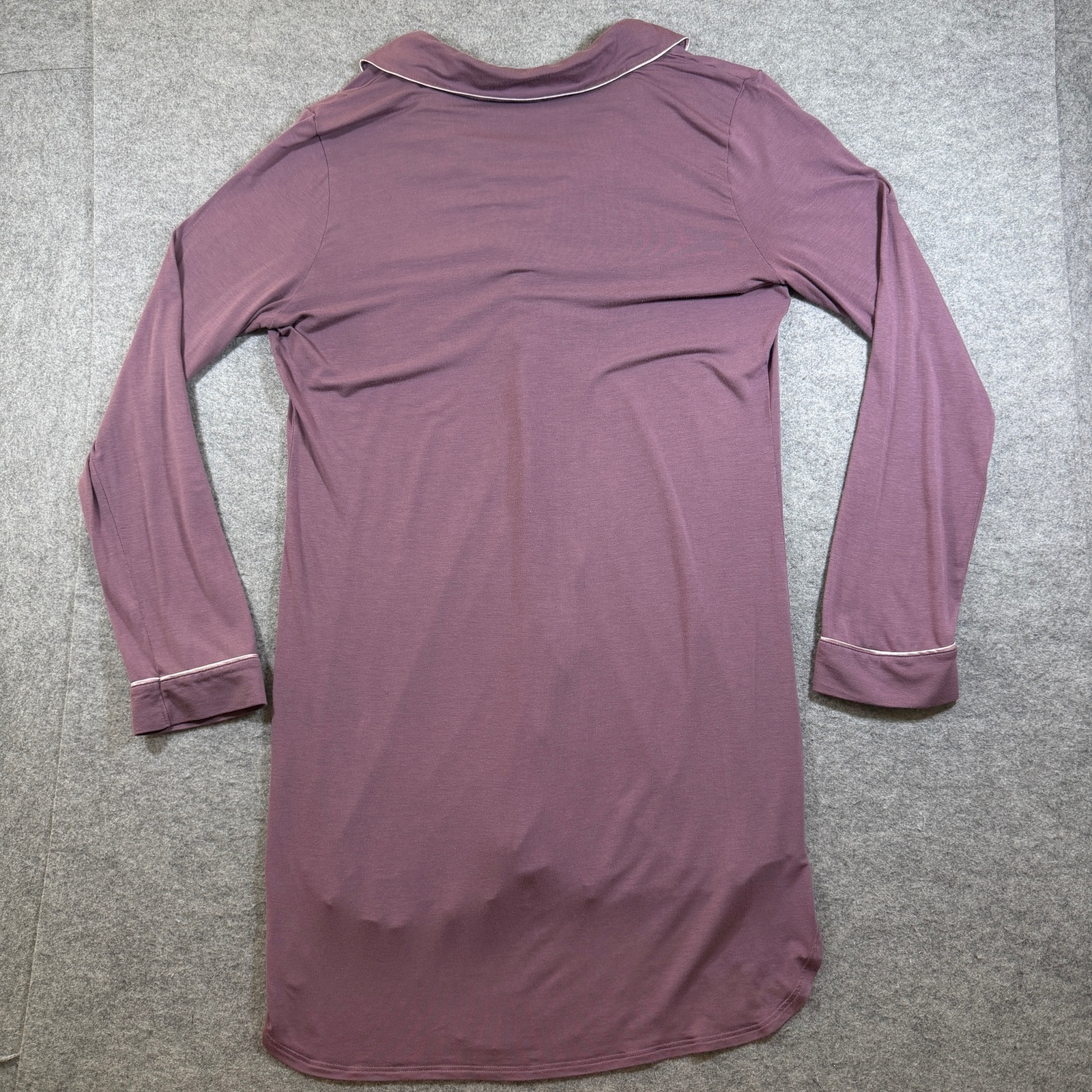 Victoria's Secret Sleep Shirt Nightgown Womens M Mauve Button Front Pocket Soft  thumbnail 2