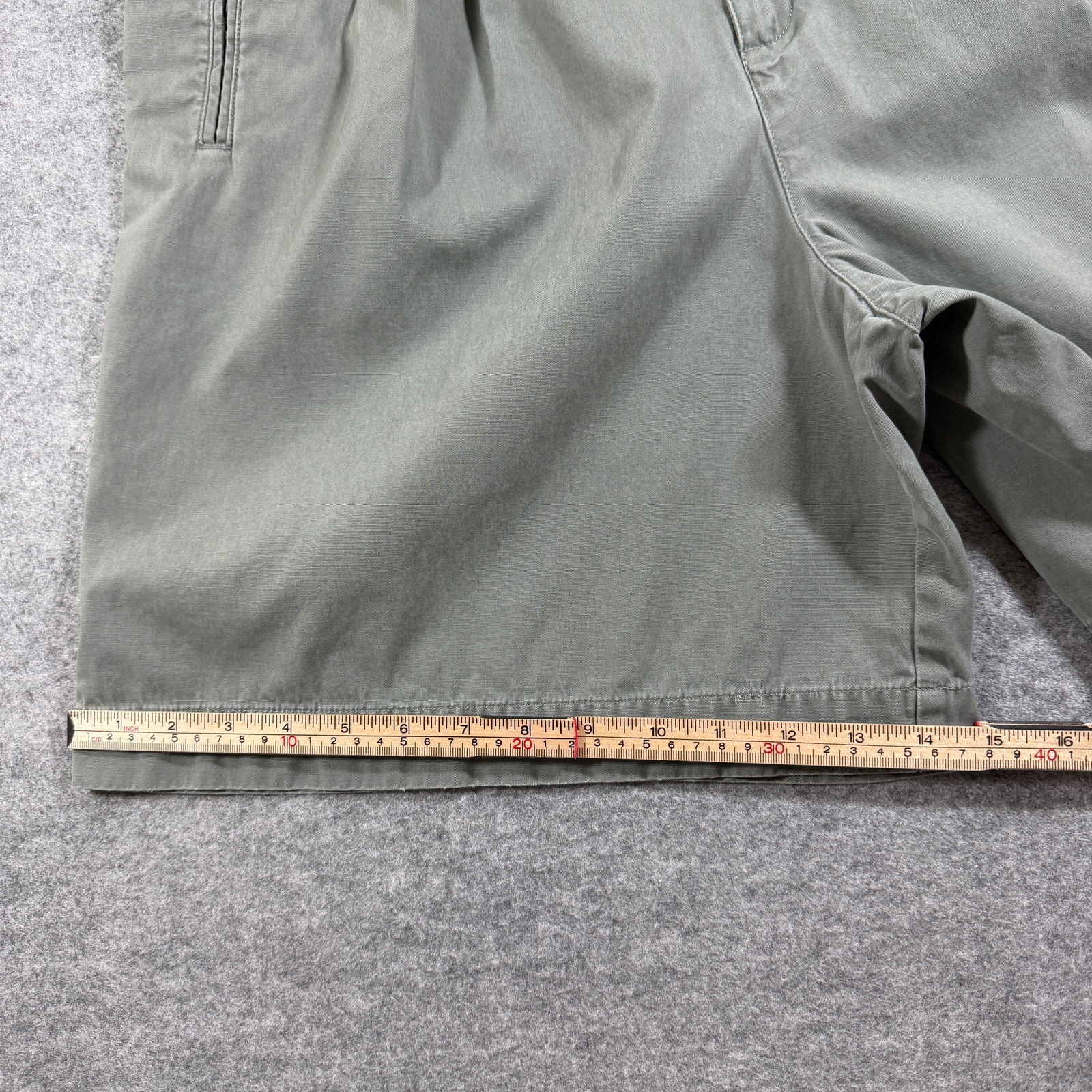 Vintage 90s Eddie Bauer Chino Shorts Womens 14 Olive Green Cotton Pleated Front thumbnail 6