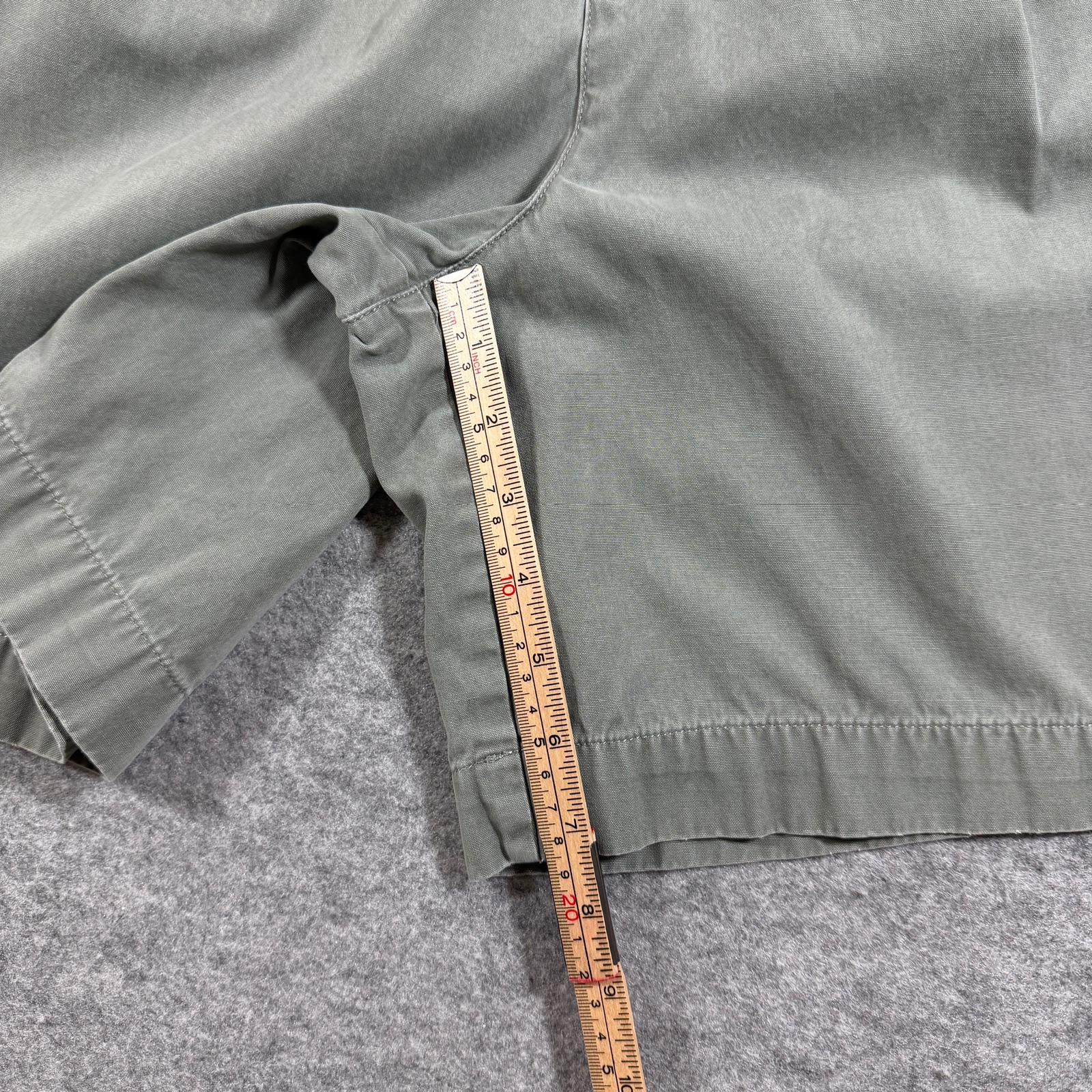 Vintage 90s Eddie Bauer Chino Shorts Womens 14 Olive Green Cotton Pleated Front thumbnail 7