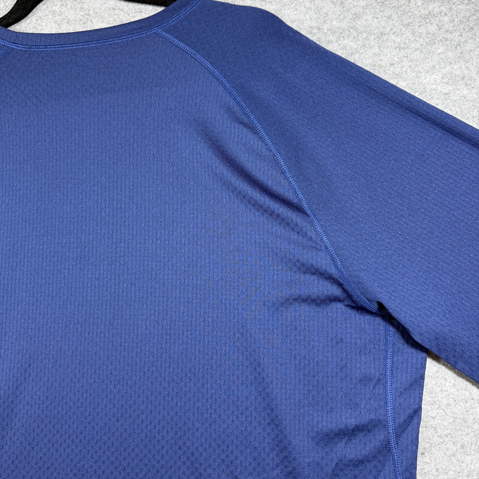 REI Long Sleeve Shirt Mens XL Blue Mesh Vented Raglan Crew Neck Hiking Outdoor thumbnail 5