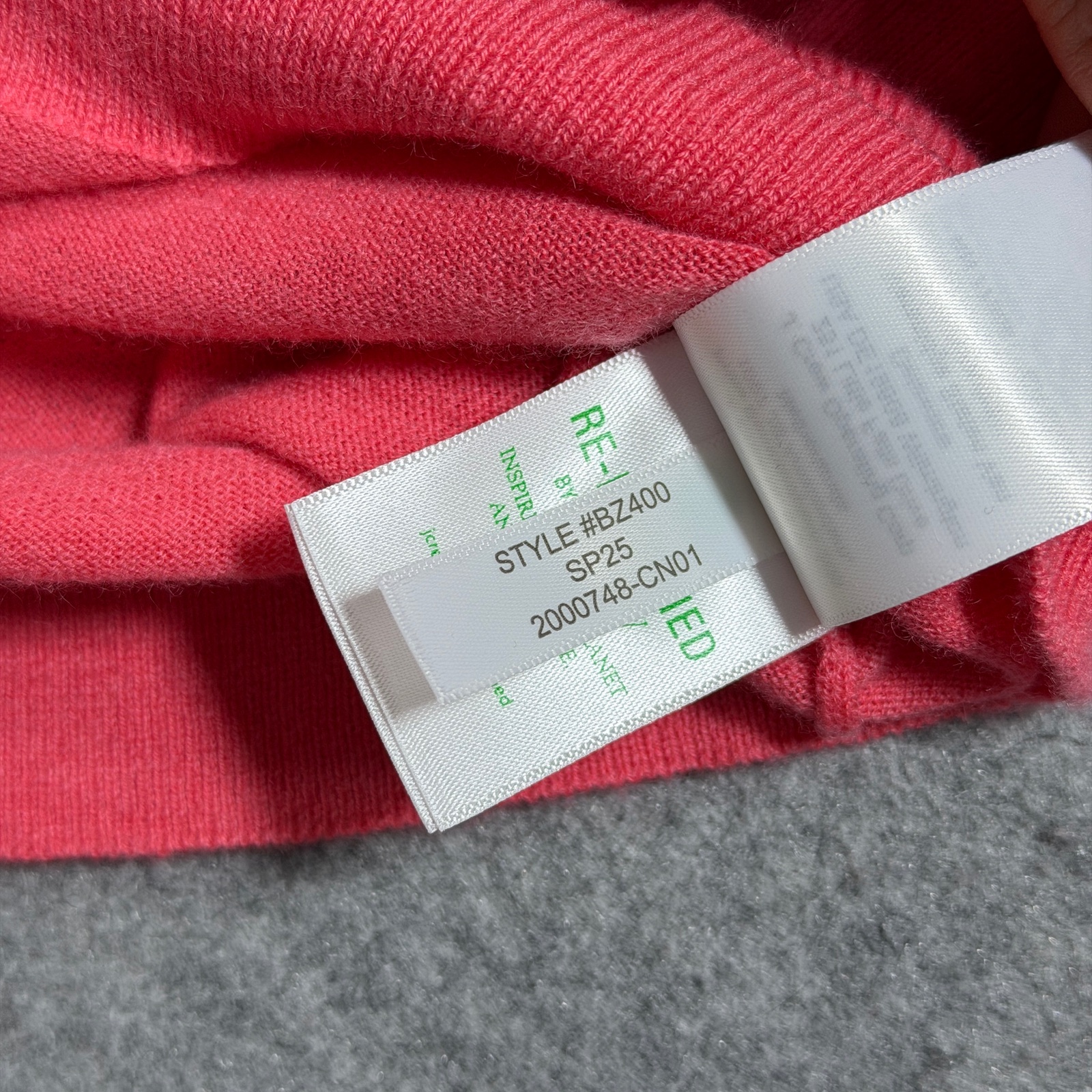 J.Crew 100% Cashmere Cardigan Womens XS Pink Coral Crop Button Front Crew Neck thumbnail 11