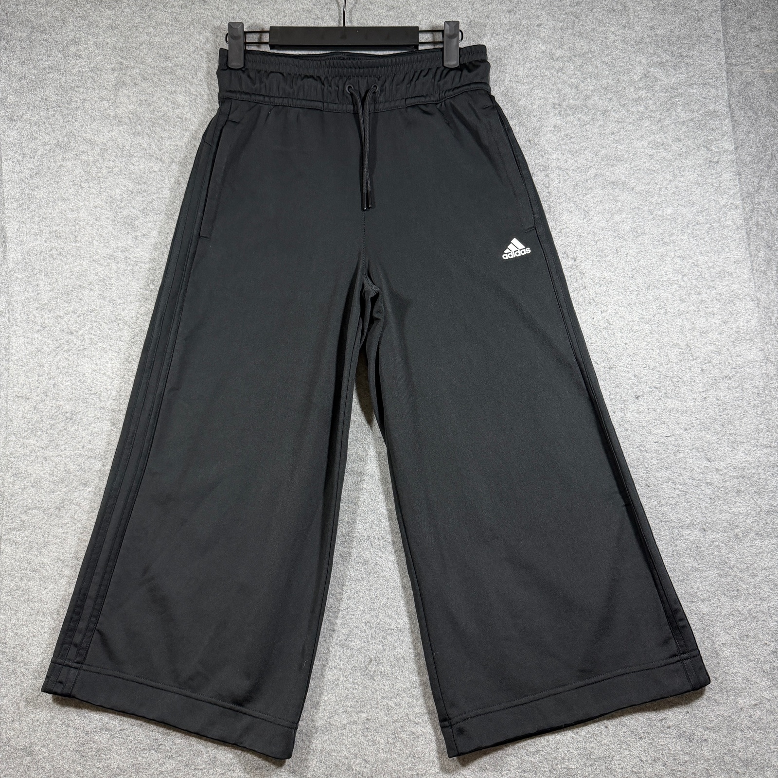 Adidas Tiro Track Capri Pants Womens XS Black 3-Stripe Athletic Soccer Loose Fit