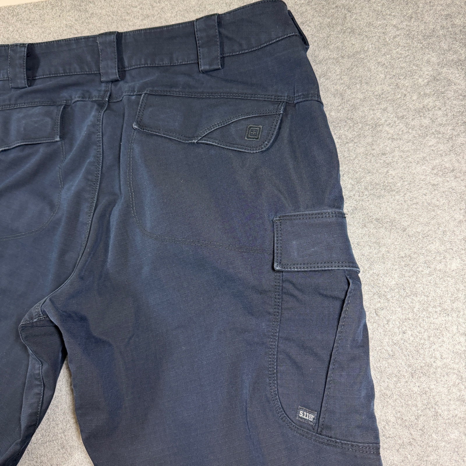 5.11 Tactical Stryke Pants Womens 16 Regular Navy Cargo Reinforced Knee Workwear thumbnail 9