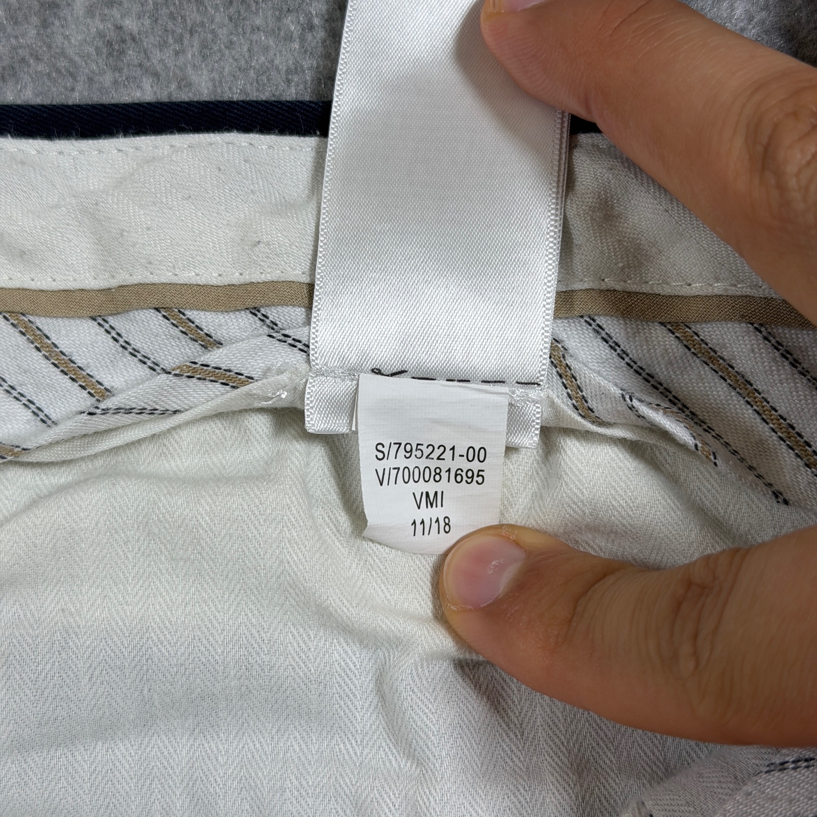 Banana Republic Fulton Skinny Fit Pants Mens 33x30 Navy Stretch Cotton Casual thumbnail 11