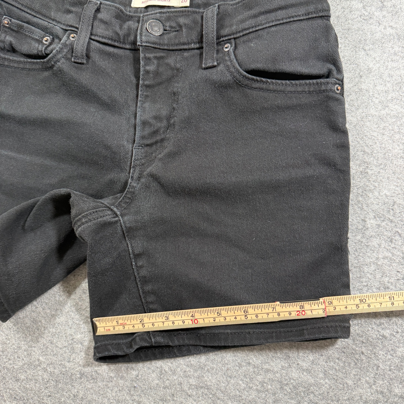 Levi's Denim Shorts Womens 26 Black Mid Length Cotton 5 Pocket Jean Shorts thumbnail 7
