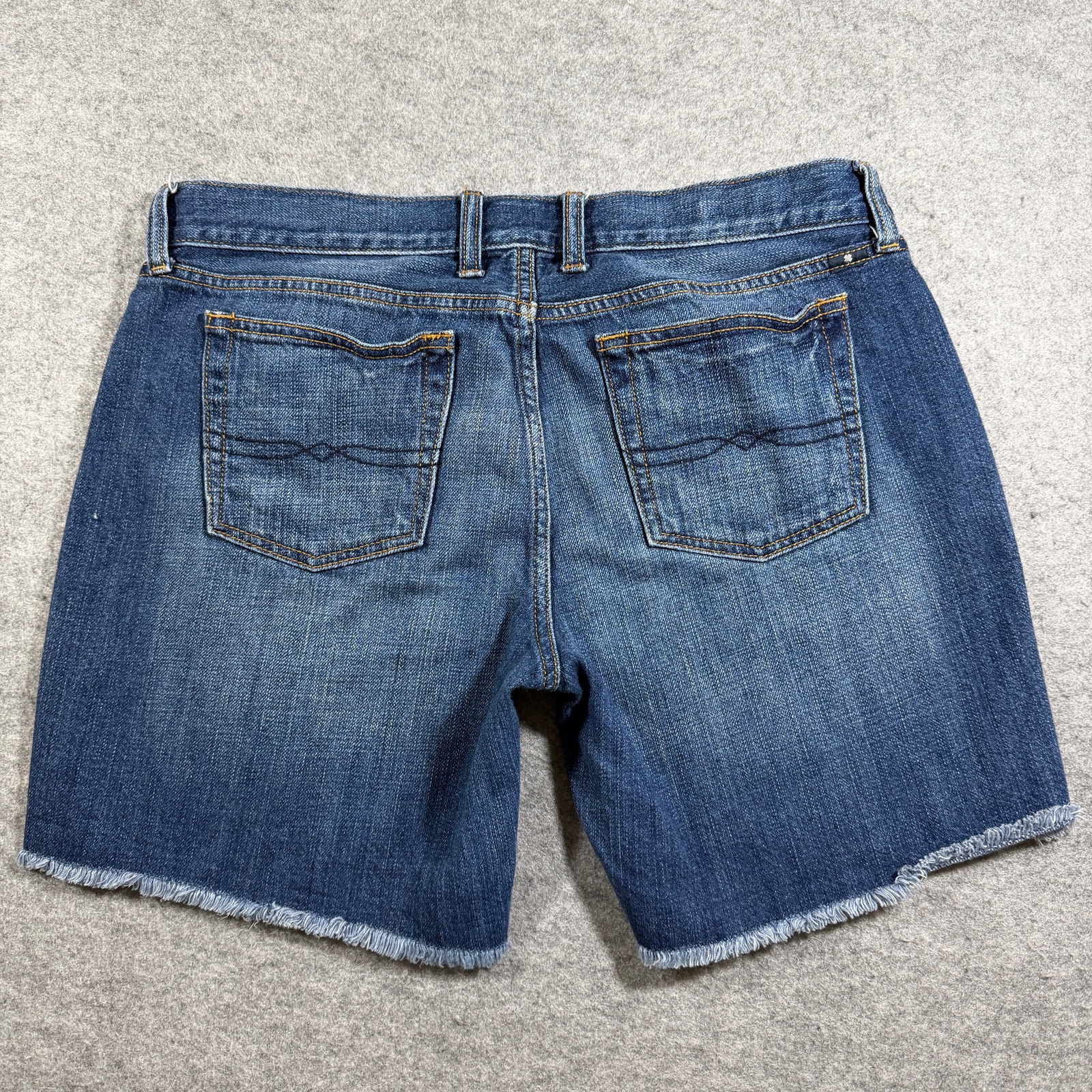 Lucky Brand Laguna Shorts Womens 6/28 Blue Denim Cut Off Frayed Hem 5 Pocket thumbnail 2
