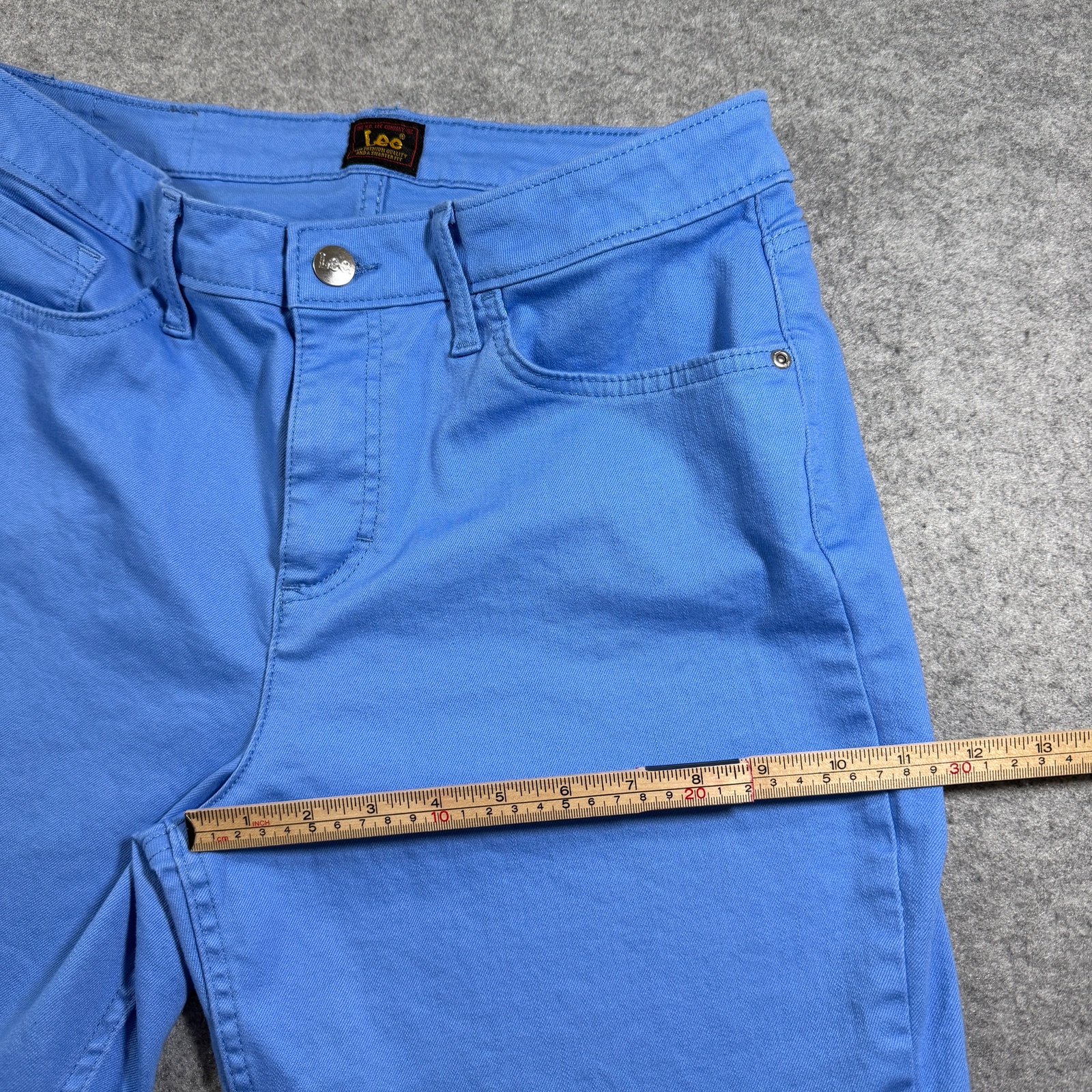 Lee Denim Shorts Womens 12 Medium Blue 5 Pocket Bermuda Cotton Stretch thumbnail 8