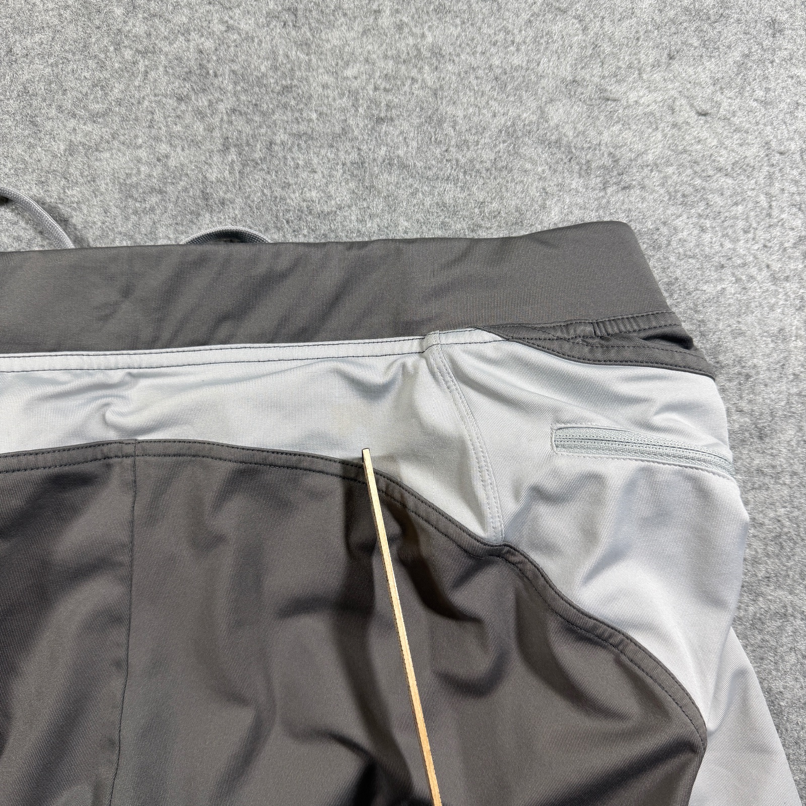 Hylete Athletic Shorts Mens L Gray White Zip Pocket Workout Training Drawstring thumbnail 5