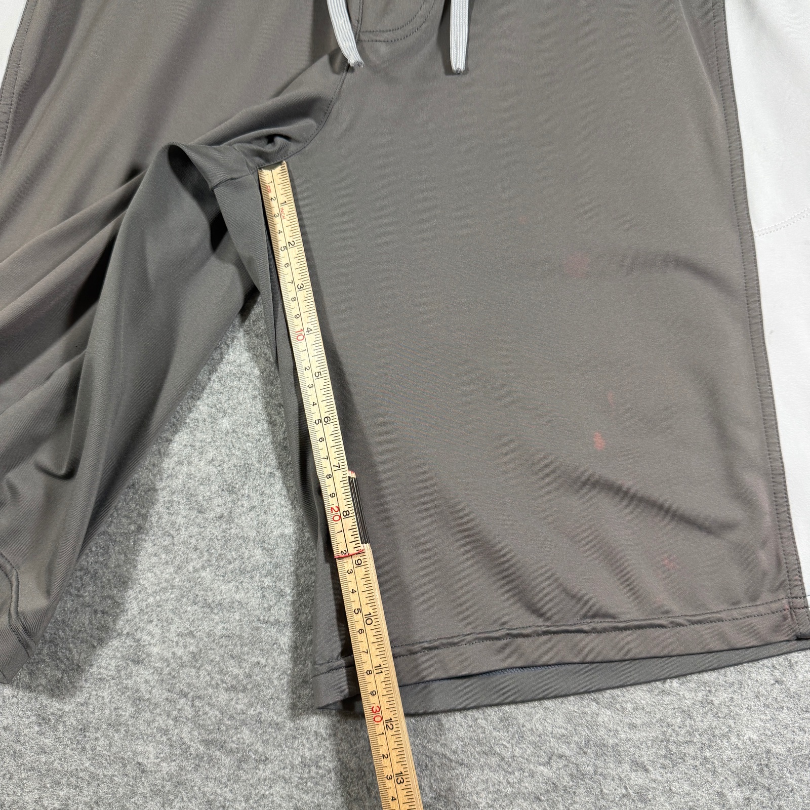 Hylete Athletic Shorts Mens L Gray White Zip Pocket Workout Training Drawstring thumbnail 8