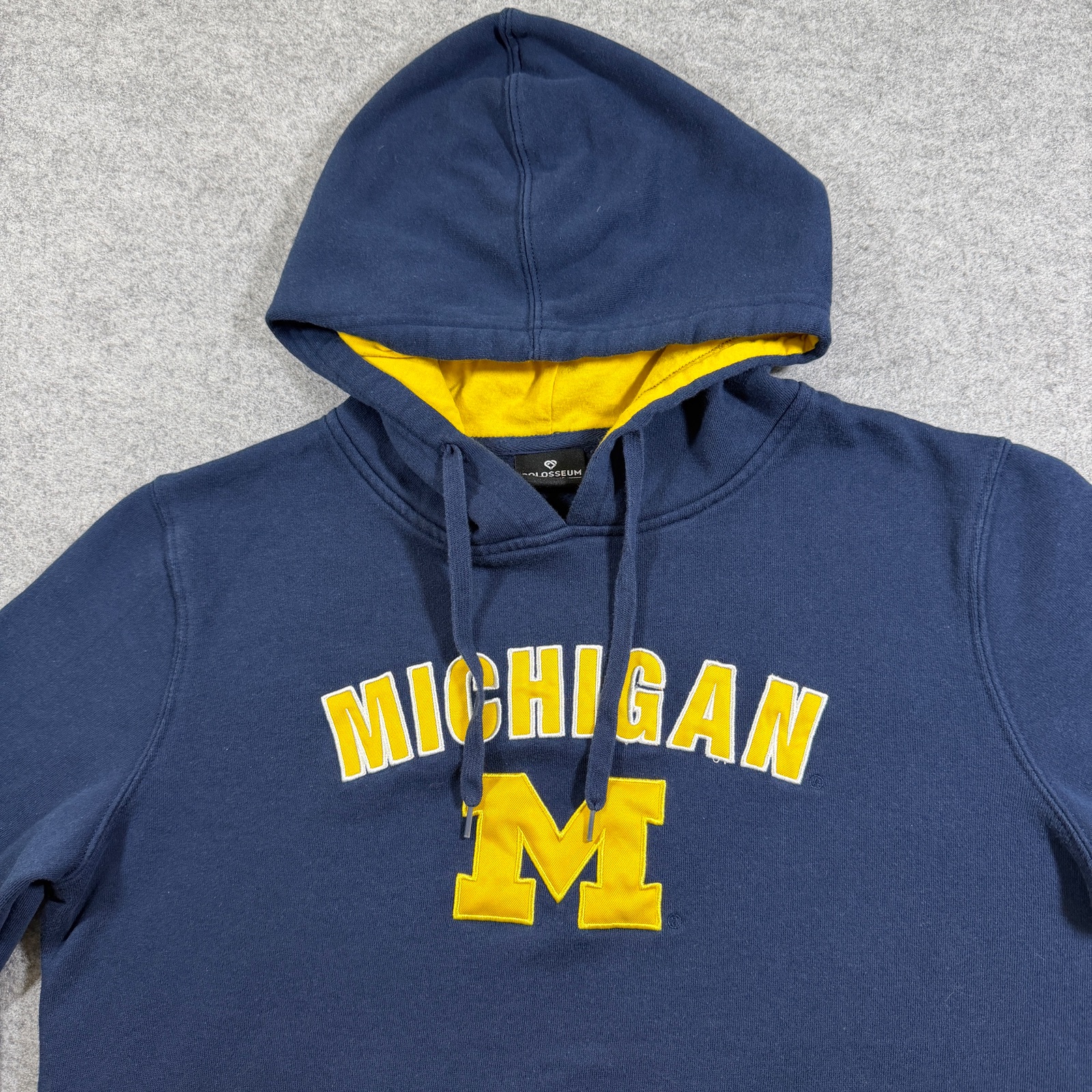 Michigan Wolverines Hoodie Womens L Navy Embroidered Fleece Pullover NCAA Sports thumbnail 4