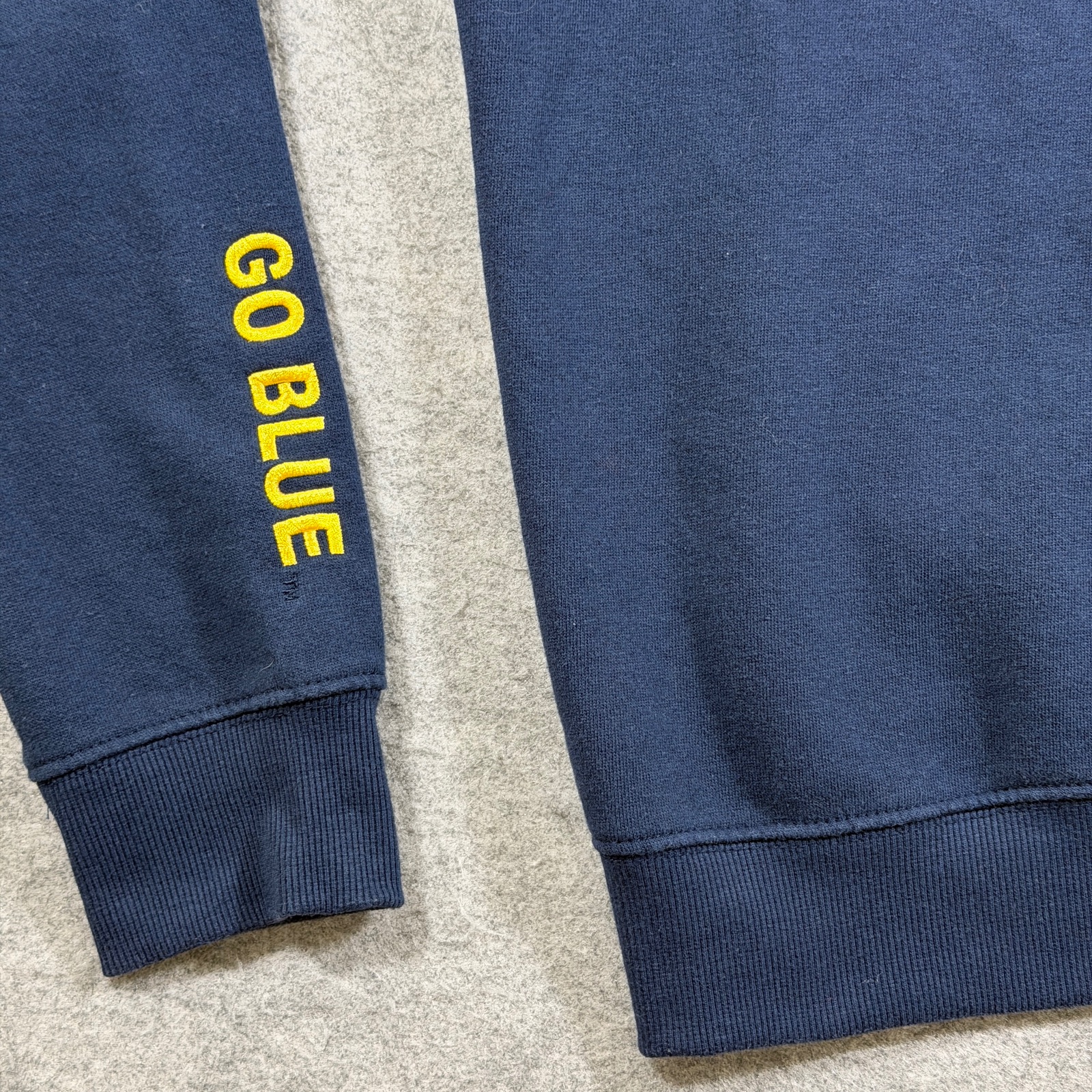 Michigan Wolverines Hoodie Womens L Navy Embroidered Fleece Pullover NCAA Sports thumbnail 5