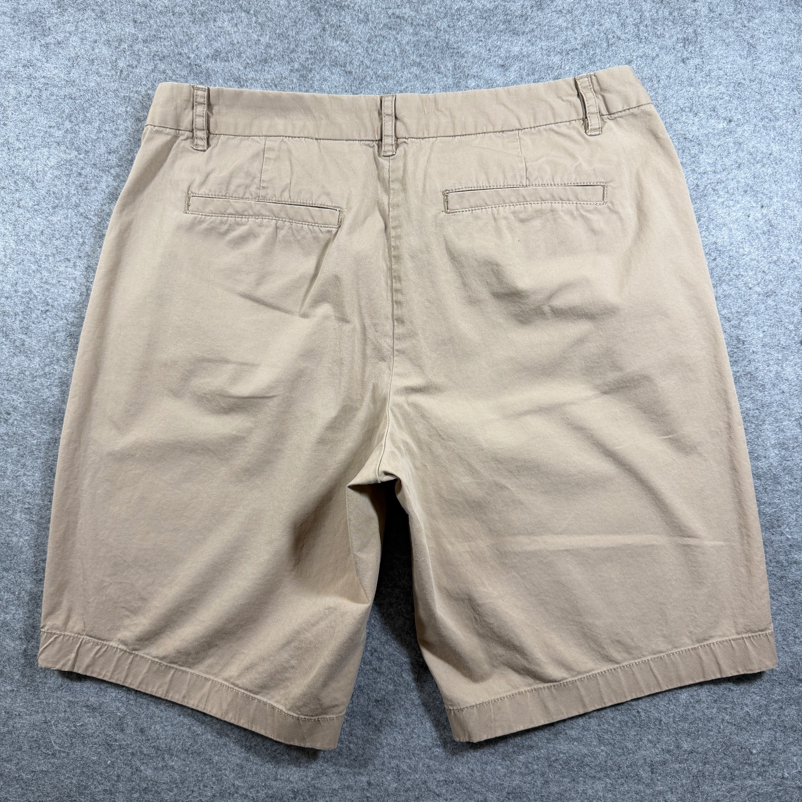 J.Crew Bermuda Shorts Womens 8 Khaki Cotton Chino 9 In Inseam Preppy Casual thumbnail 2