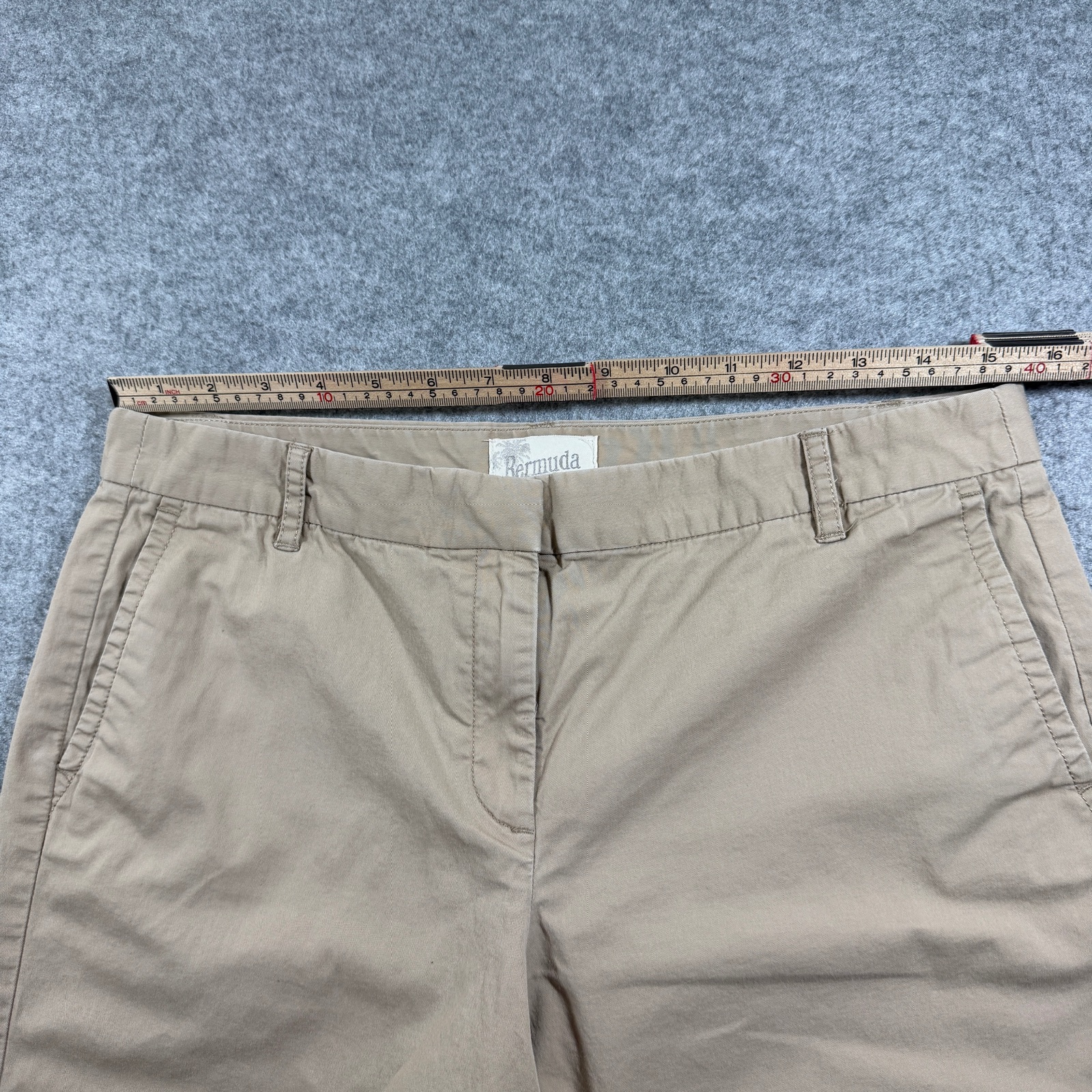 J.Crew Bermuda Shorts Womens 8 Khaki Cotton Chino 9 In Inseam Preppy Casual thumbnail 4