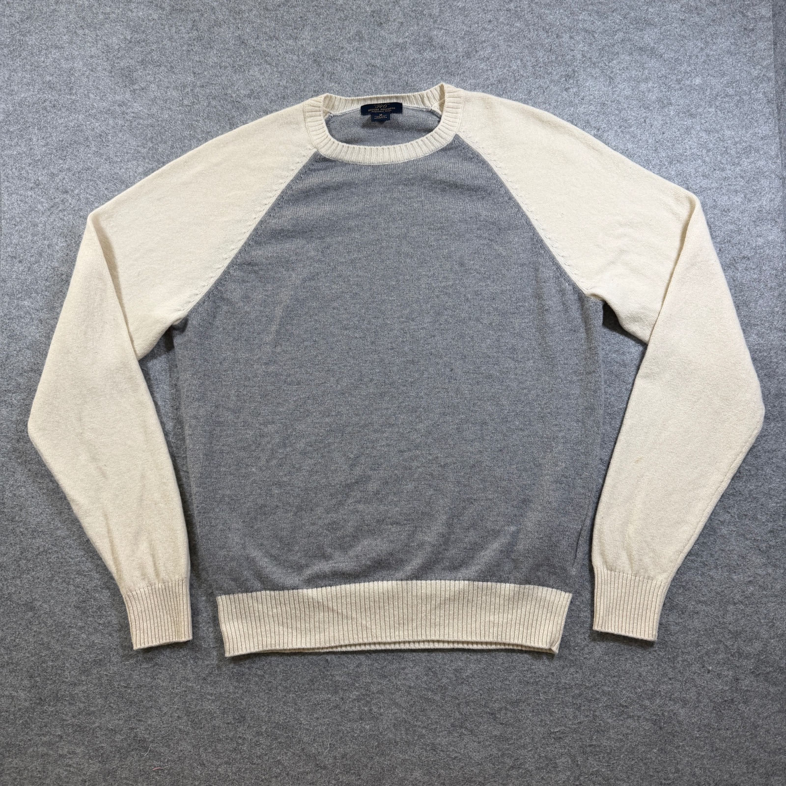 Brooks Brothers 346 100% Wool Sweater Mens M Gray Cream Raglan Crewneck Preppy