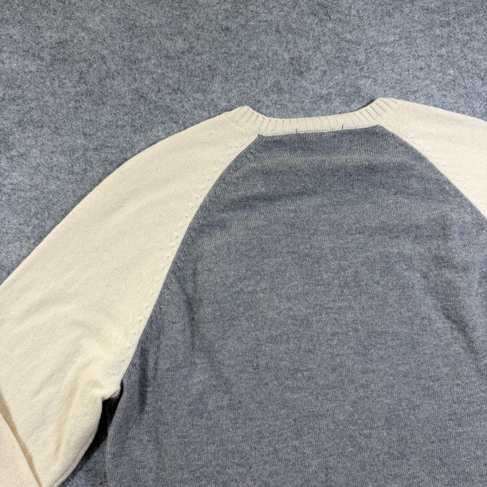 Brooks Brothers 346 100% Wool Sweater Mens M Gray Cream Raglan Crewneck Preppy thumbnail 9