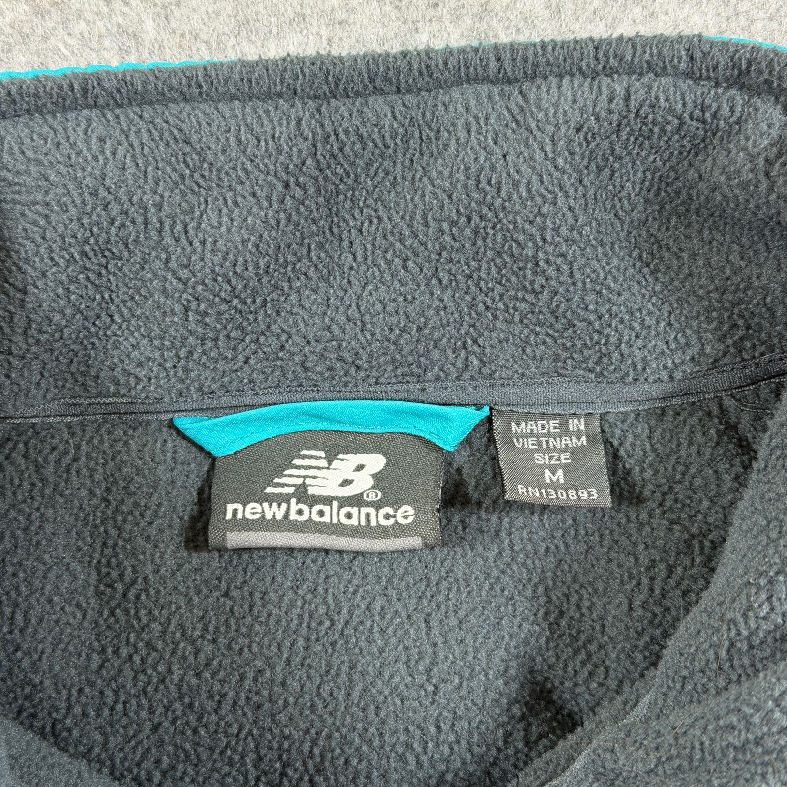 New Balance Puffer Jacket Womens M Teal Black Quilted Fleece Sleeves Zip Pockets thumbnail 5
