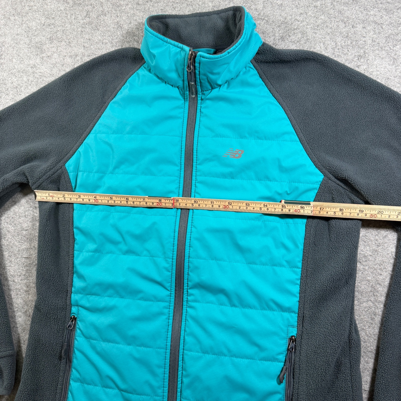 New Balance Puffer Jacket Womens M Teal Black Quilted Fleece Sleeves Zip Pockets thumbnail 6