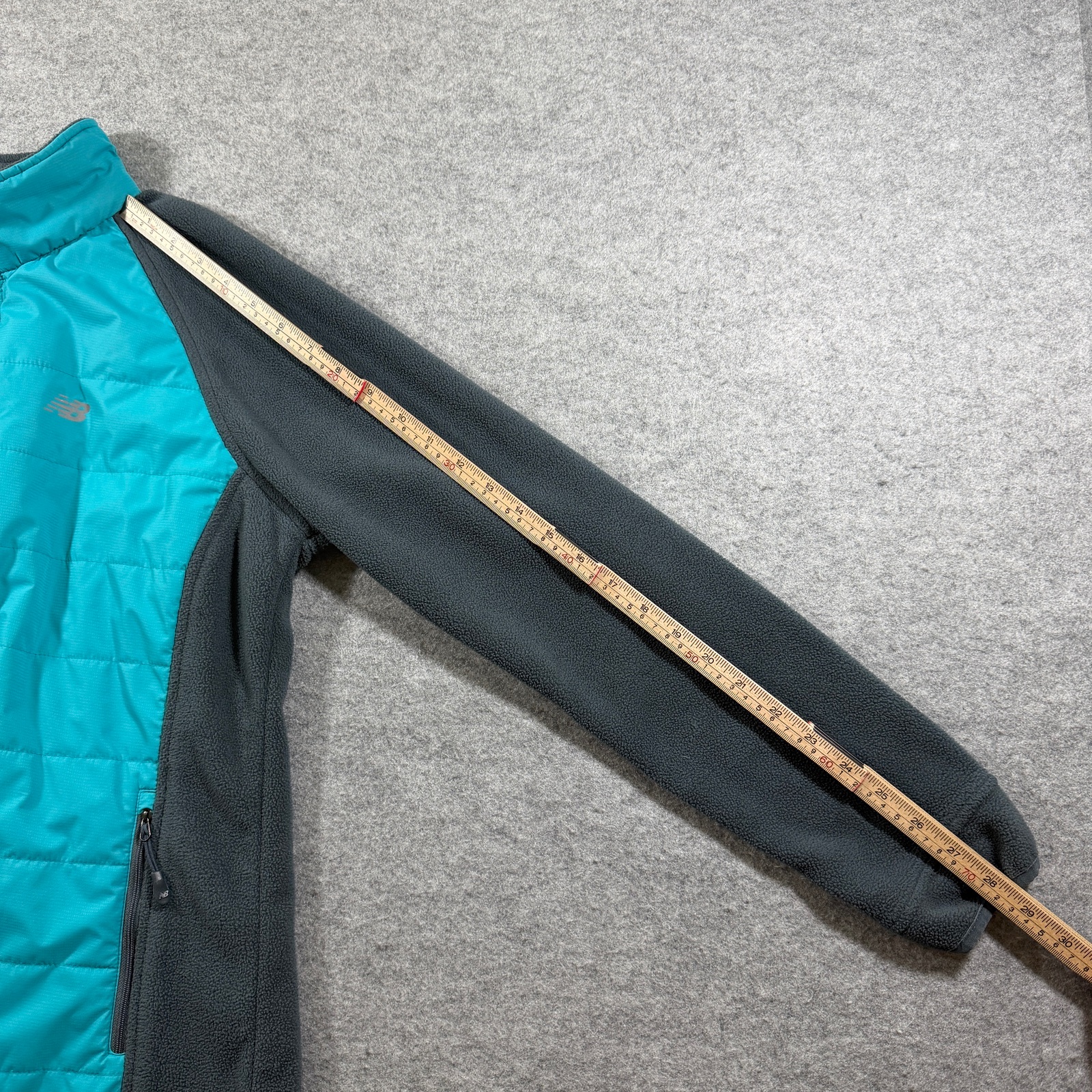 New Balance Puffer Jacket Womens M Teal Black Quilted Fleece Sleeves Zip Pockets thumbnail 8
