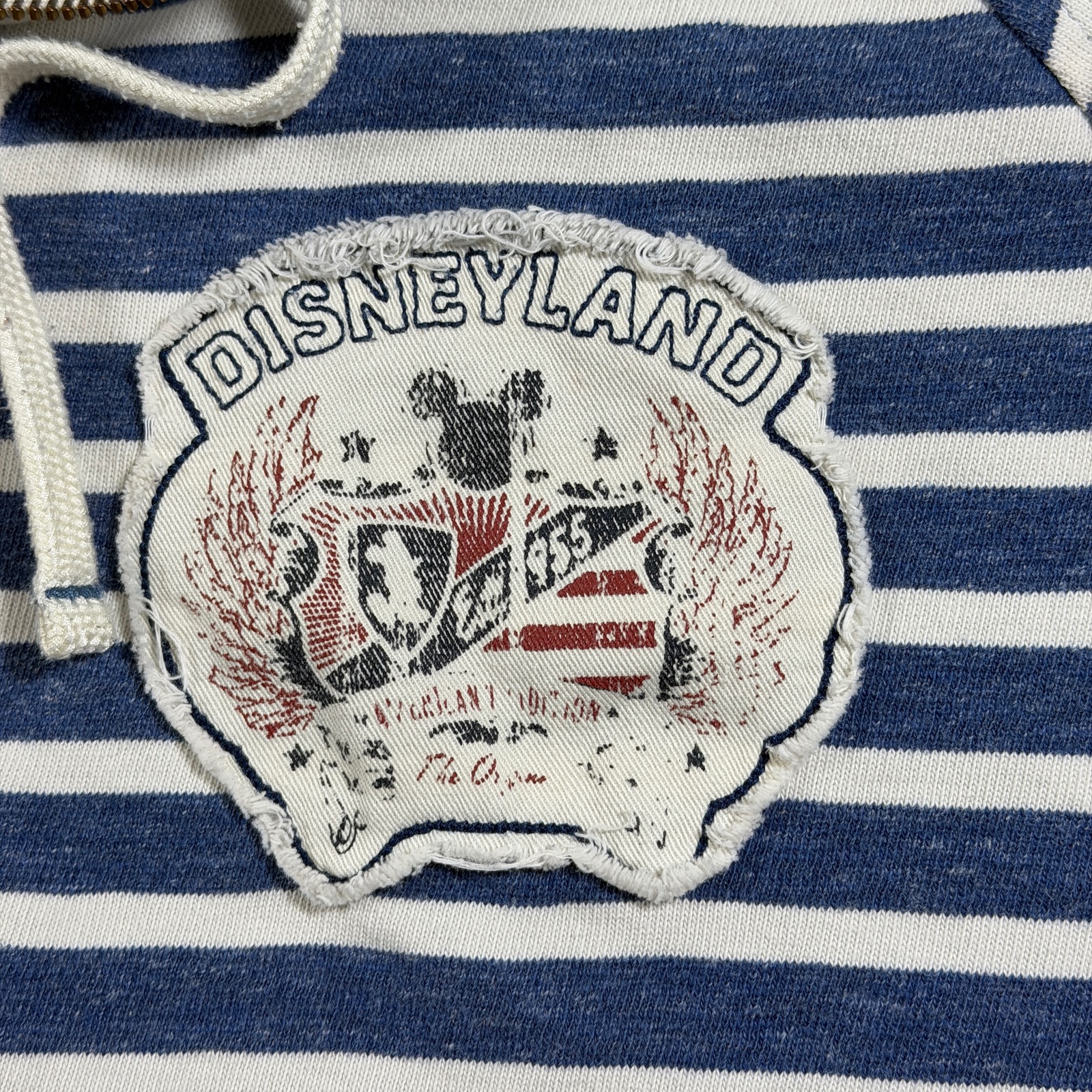 Disney Parks Zip Up Hoodie Mens L Navy Cream Stripe Disneyland Crest Fleece thumbnail 3