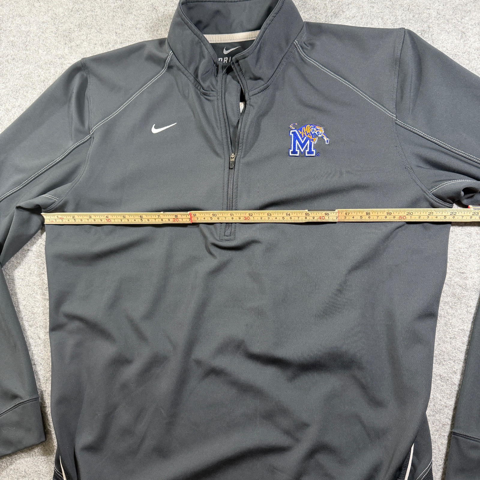 Nike Memphis Tigers 1/4 Zip Pullover Mens M Gray Dri-Fit Stretch Wicking NCAA thumbnail 7