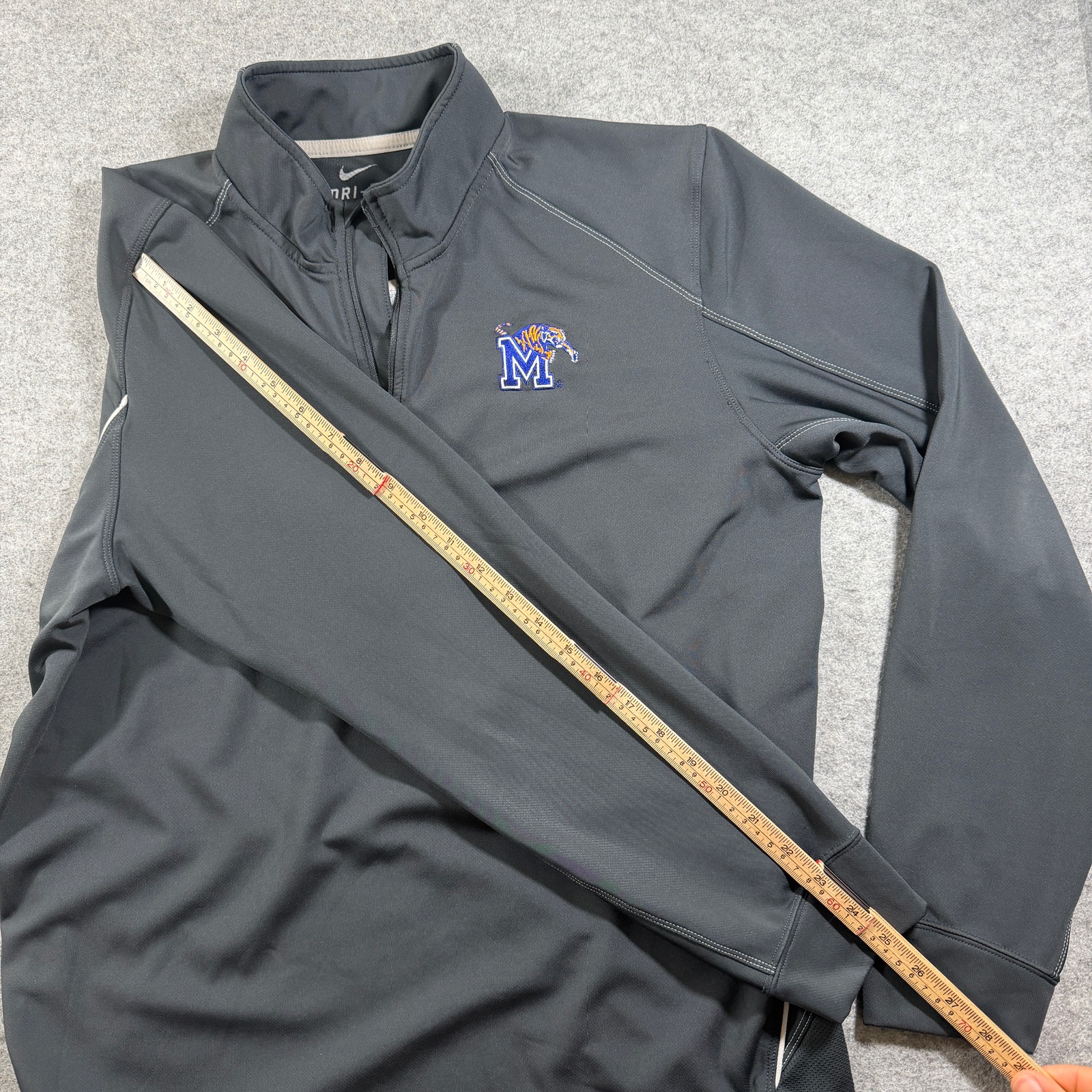 Nike Memphis Tigers 1/4 Zip Pullover Mens M Gray Dri-Fit Stretch Wicking NCAA thumbnail 8