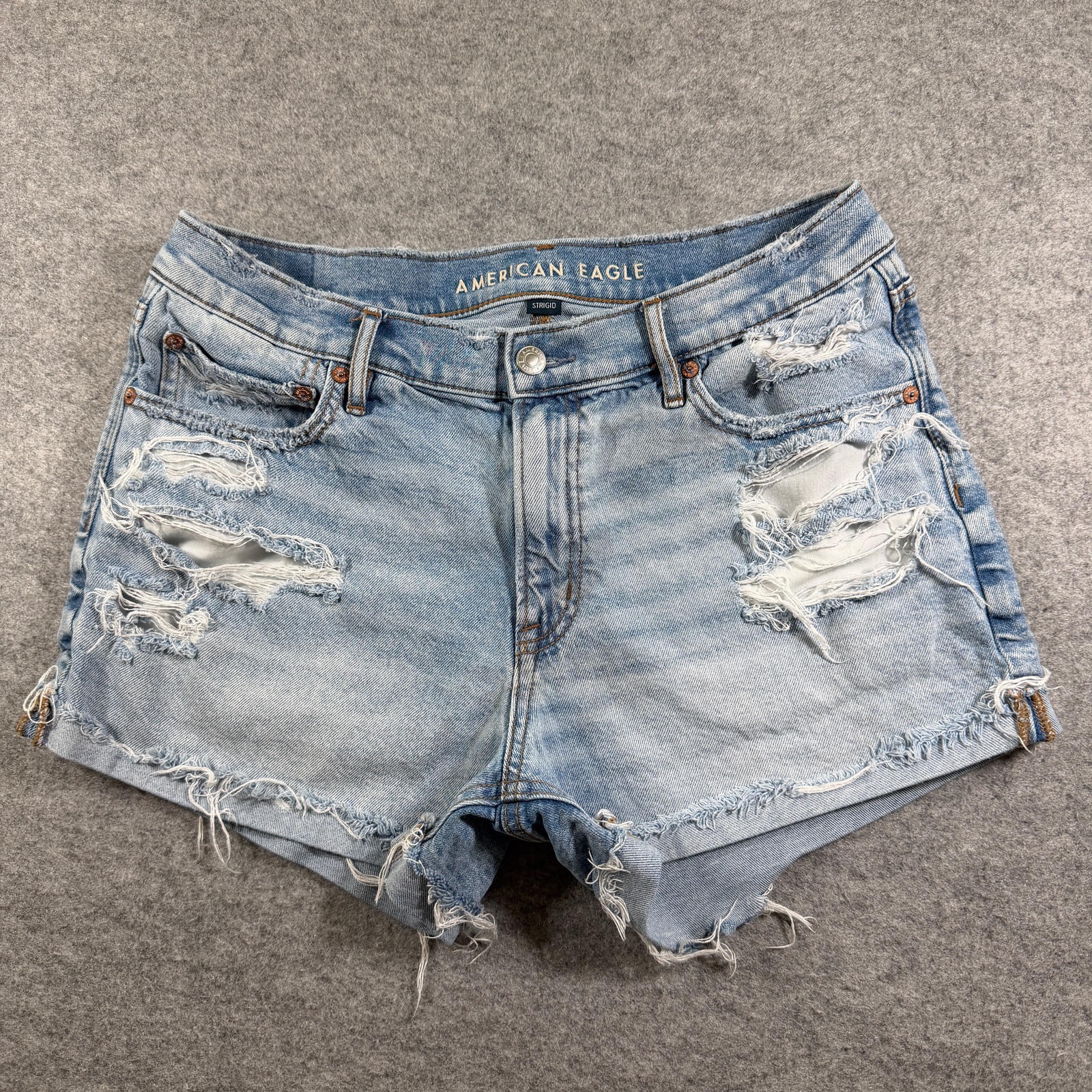 American Eagle Denim Shorts Womens 8 Light Wash Distressed Frayed Hem Cuffed