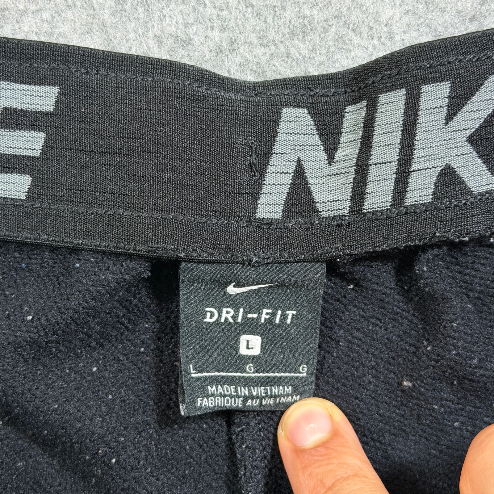 Nike Fleece Dri-Fit Sweat Shorts Mens L Black Logo Drawstring Athletic Lounge thumbnail 3