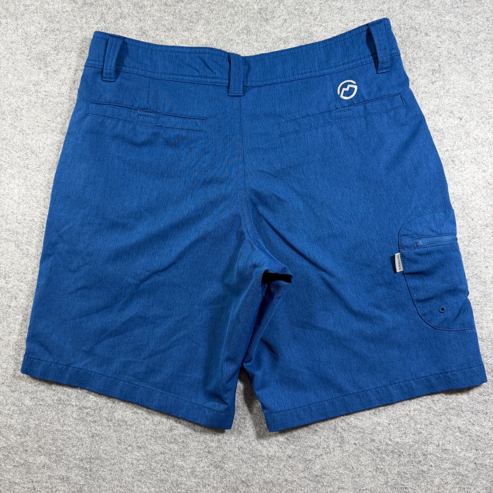 Magellan Outdoors Fish Gear Shorts Mens 30 Blue Cargo Zip Pocket Fishing Outdoor thumbnail 2