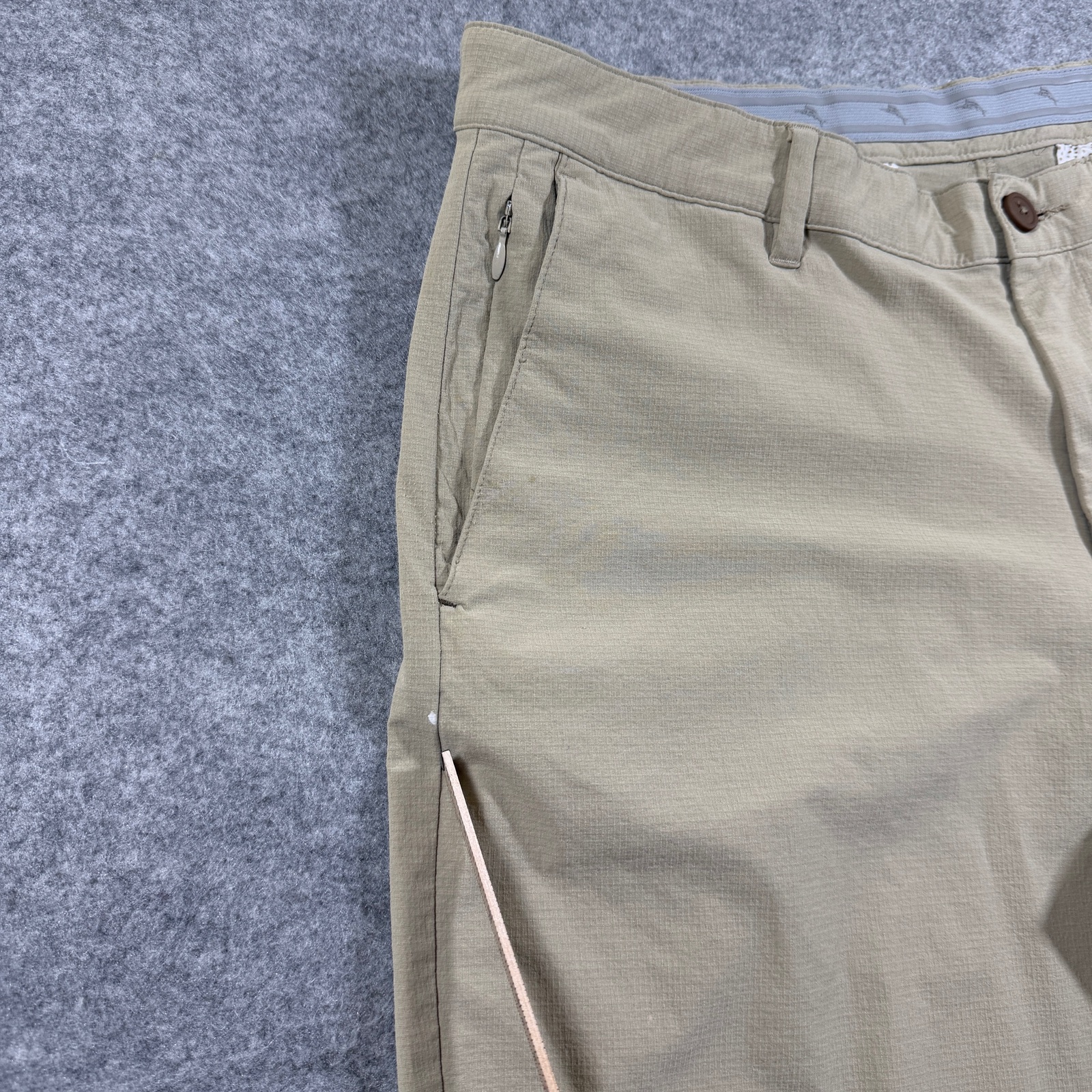 Tommy Bahama Golf Shorts Mens 36 Khaki Stretch Flat Front Preppy Shirt Gripper thumbnail 5