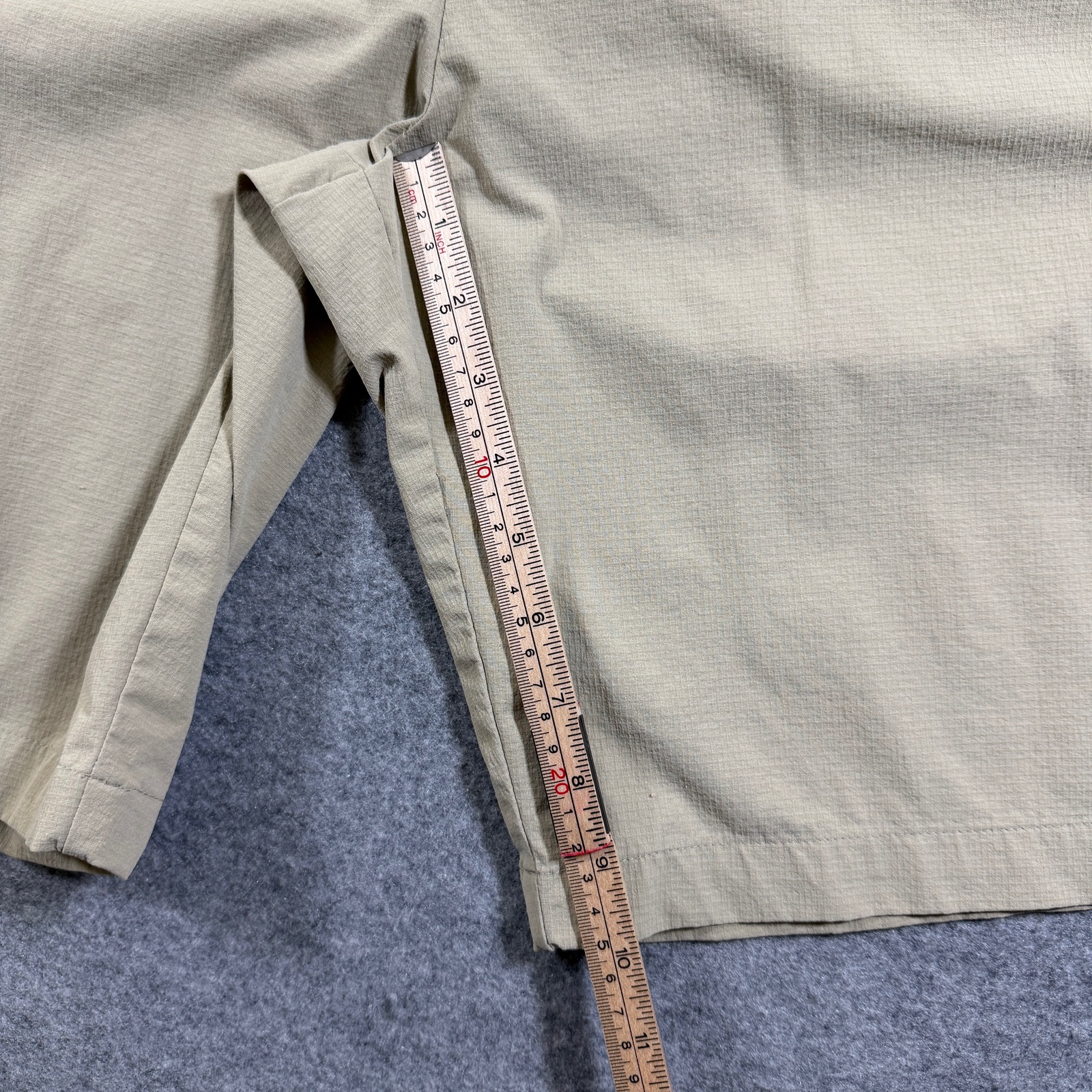 Tommy Bahama Golf Shorts Mens 36 Khaki Stretch Flat Front Preppy Shirt Gripper thumbnail 7