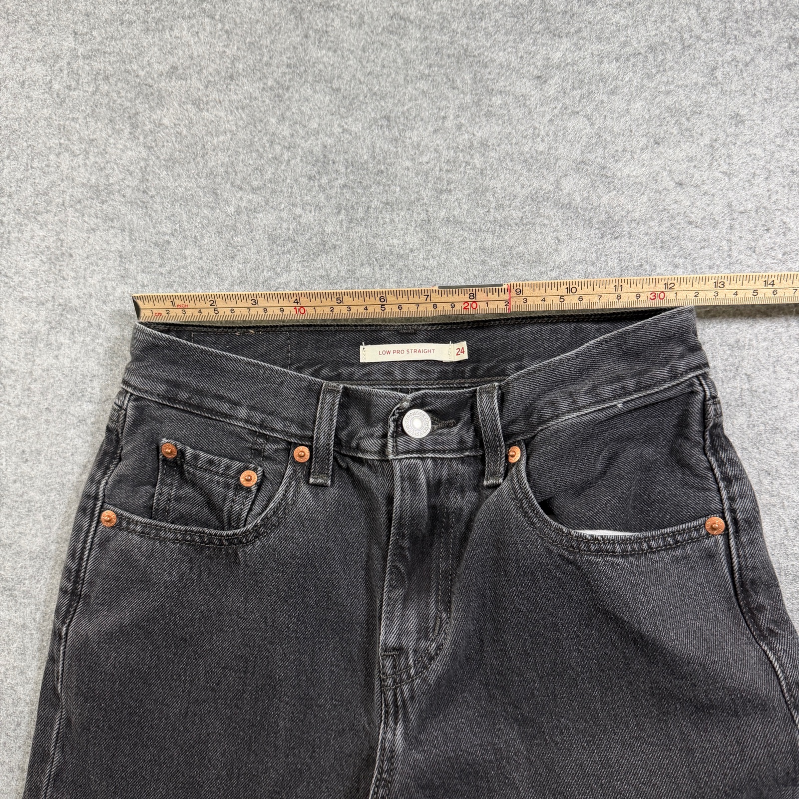 Levi's Low Pro Straight Jeans Womens 24 Black Faded Wash Denim Red Tab High Rise thumbnail 6