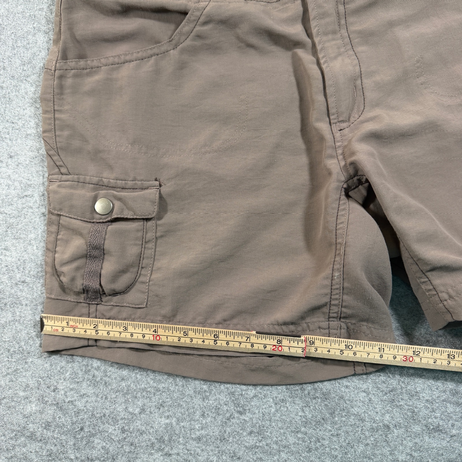 Magellan Cargo Shorts Womens 10 Taupe Brown Snap and Zip Pockets Hiking Outdoor thumbnail 7