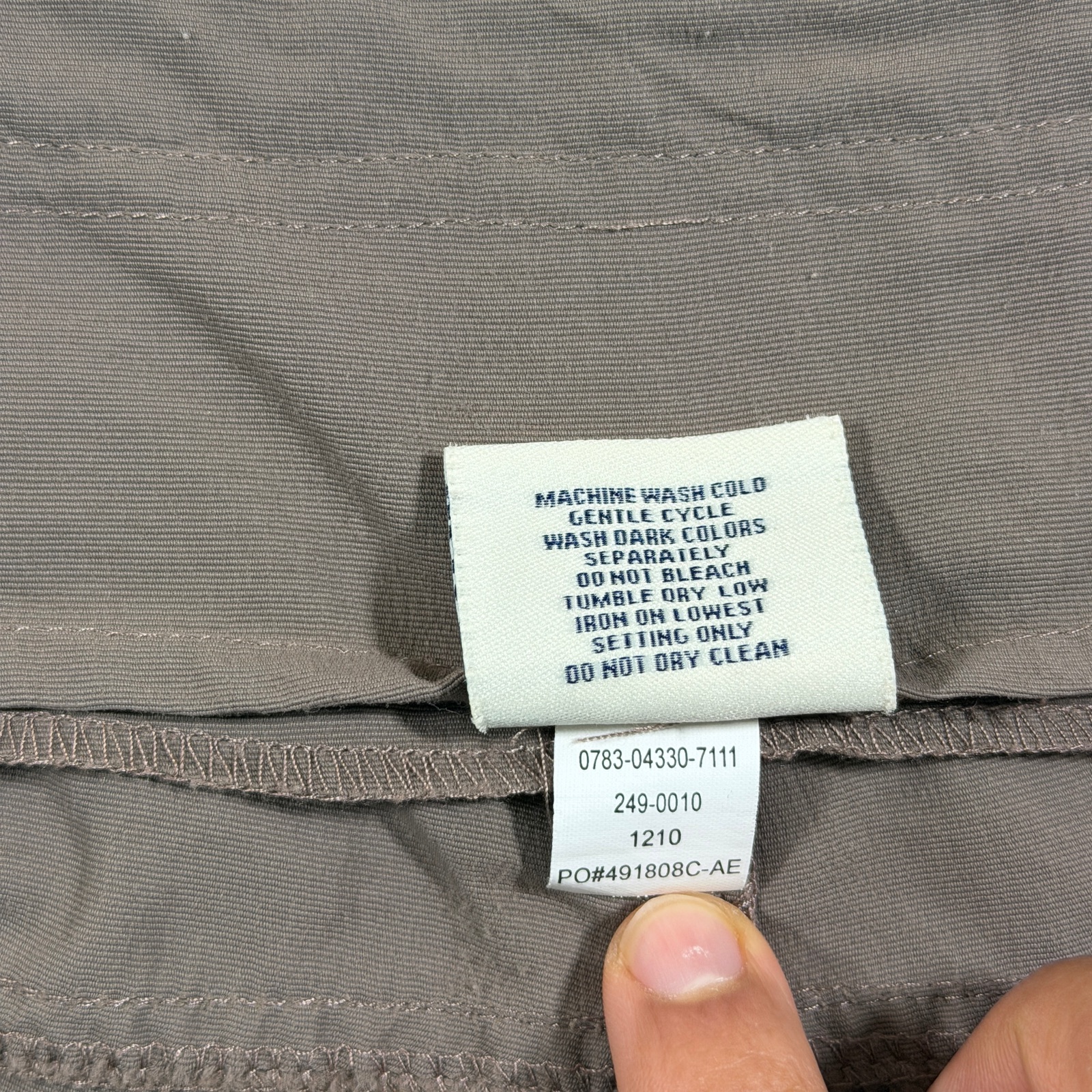 Magellan Cargo Shorts Womens 10 Taupe Brown Snap and Zip Pockets Hiking Outdoor thumbnail 9