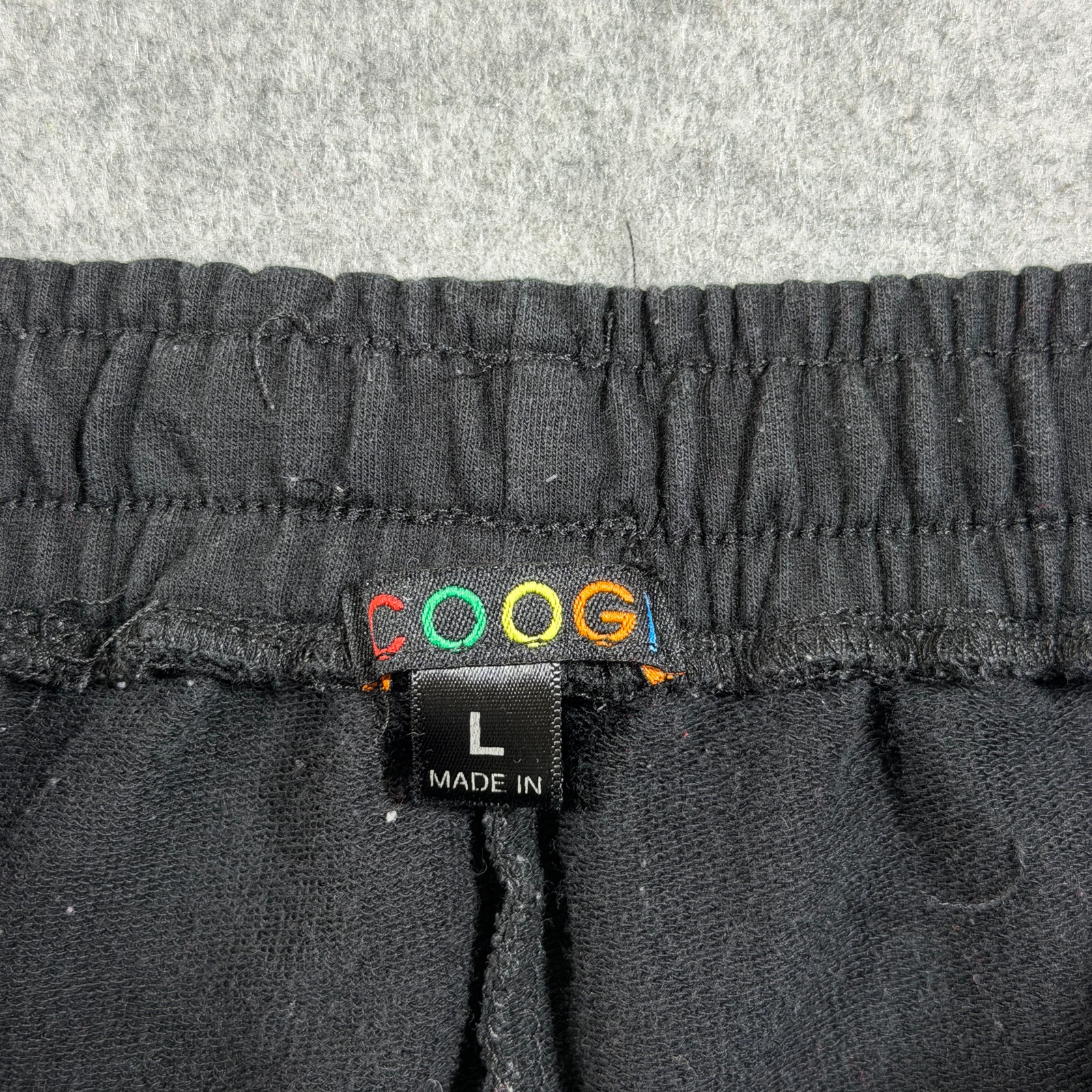 Coogi Y2K Capri Sweatpants Womens L Black Red Yellow Stripe Embroidered Casual thumbnail 4