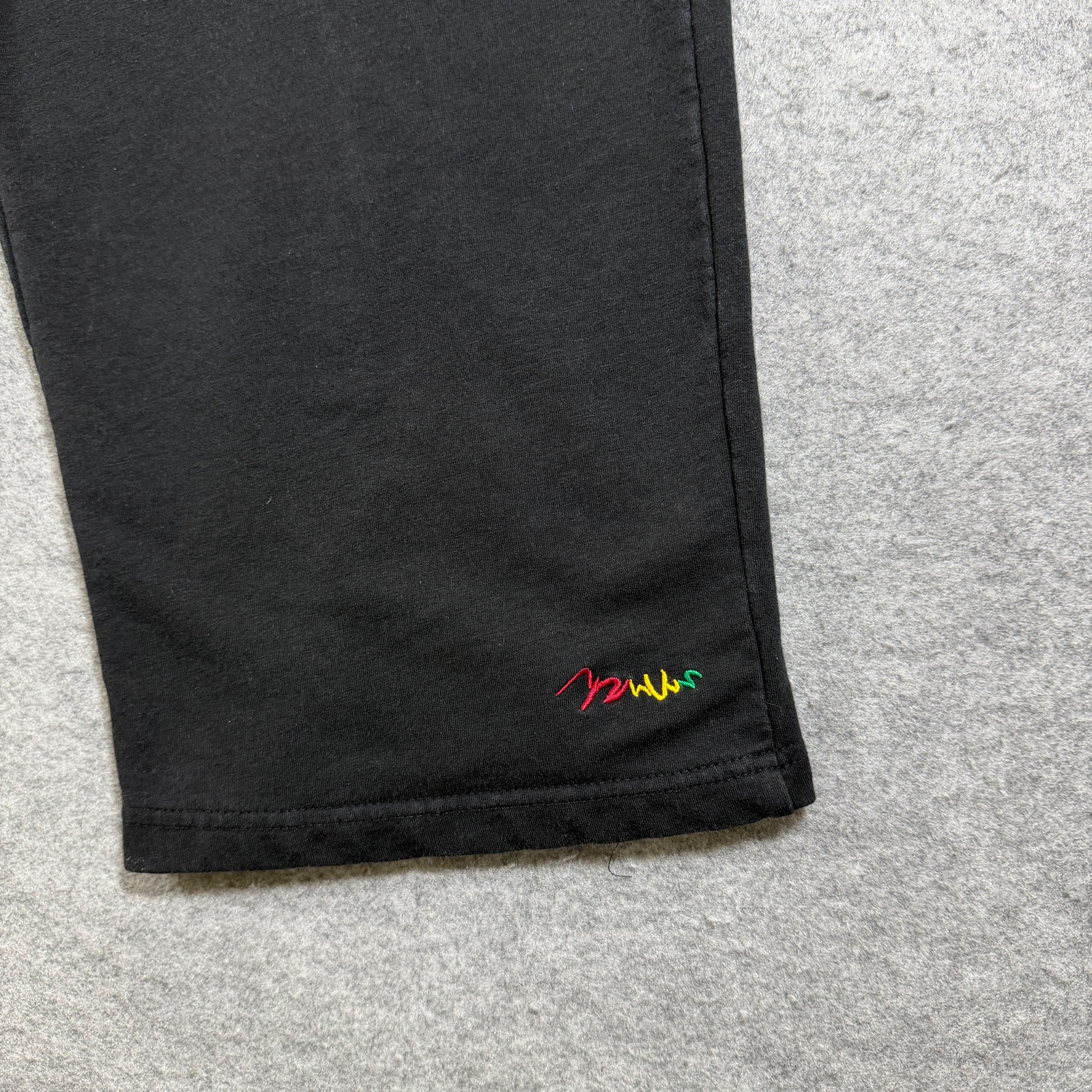 Coogi Y2K Capri Sweatpants Womens L Black Red Yellow Stripe Embroidered Casual thumbnail 10