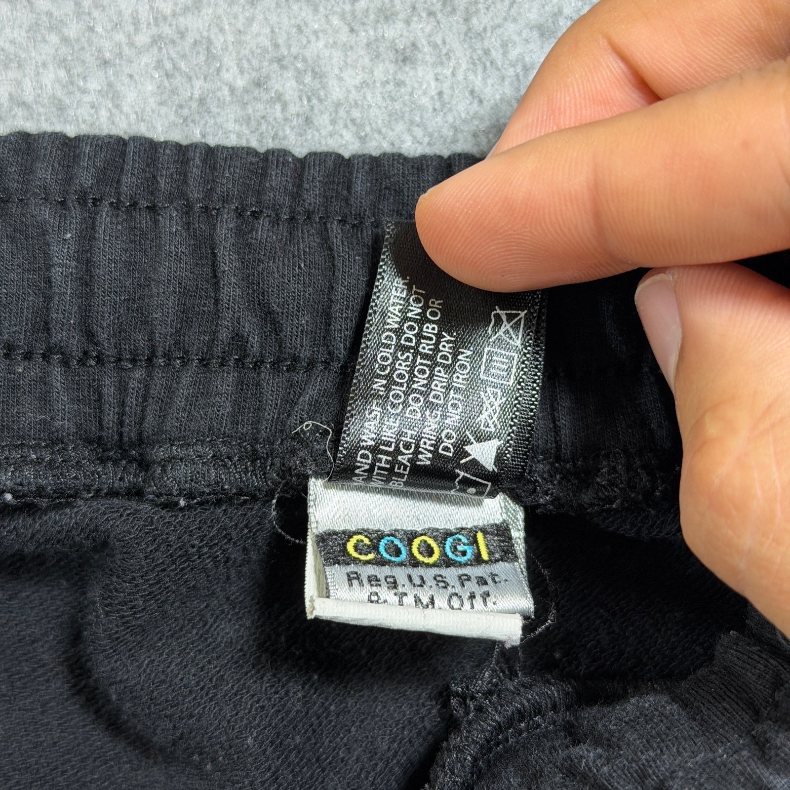 Coogi Y2K Capri Sweatpants Womens L Black Red Yellow Stripe Embroidered Casual thumbnail 12