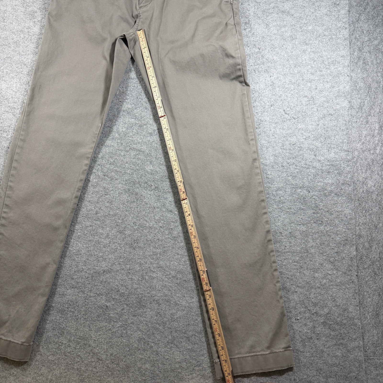 J. Crew Chino Pants Mens 31x32 Khaki Slim Fit Flat Front Cuffed Preppy Casual thumbnail 6