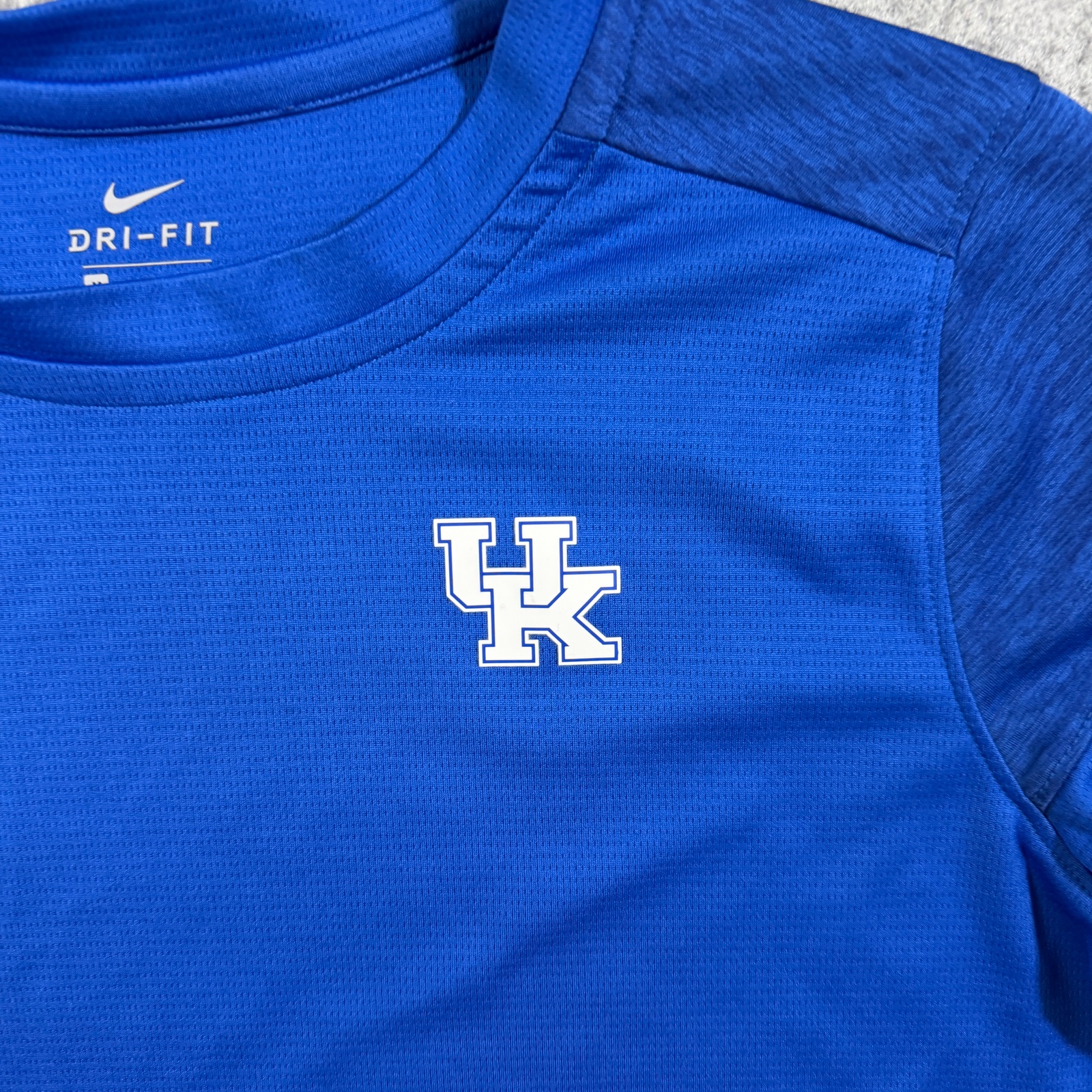 Nike Dri-Fit NCAA T-Shirt Mens M Blue Kentucky Wildcats Running Moisture Wicking thumbnail 4