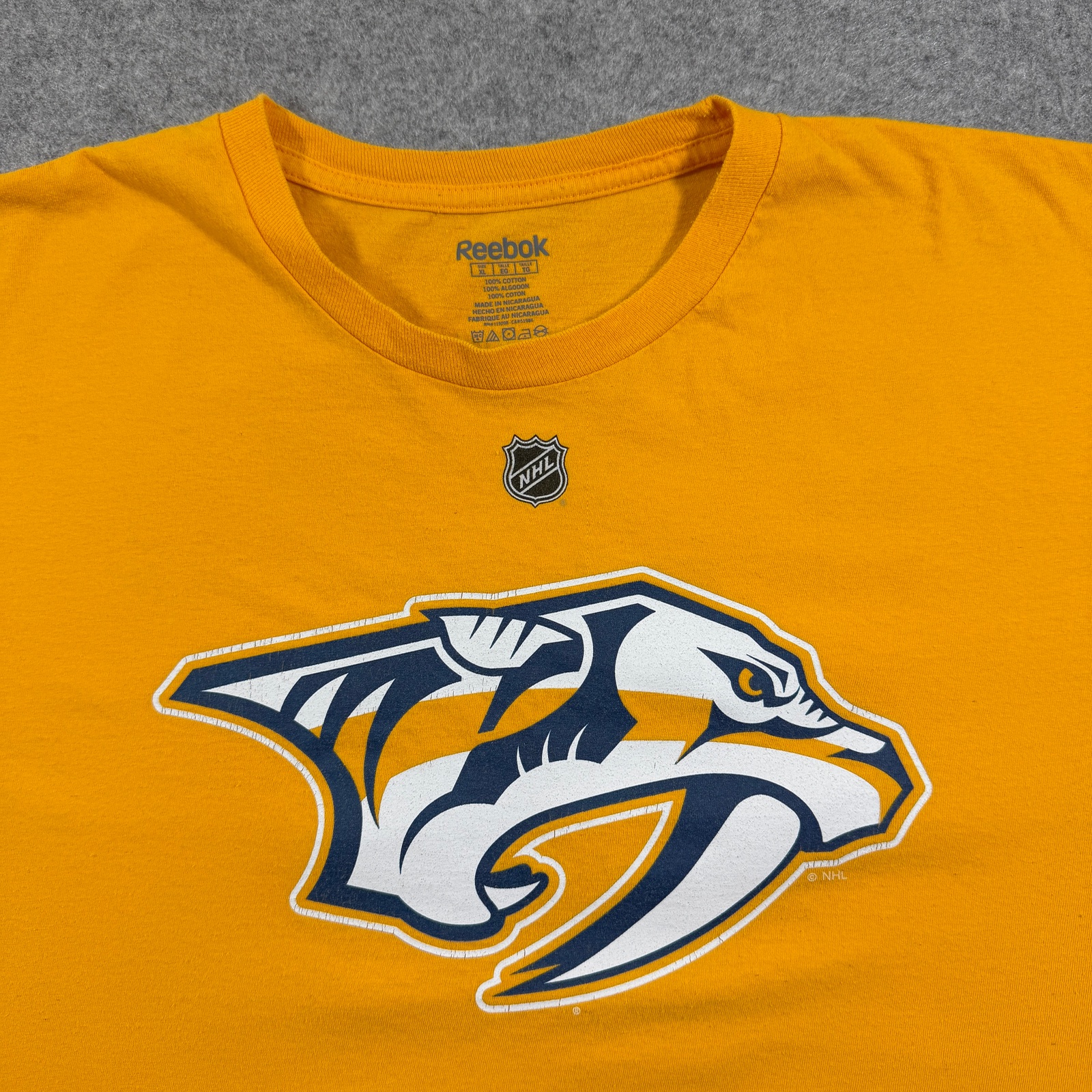 Reebok Nashville Predators T Shirt Mens XL Gold NHL Logo Graphic Hockey Forsberg thumbnail 3
