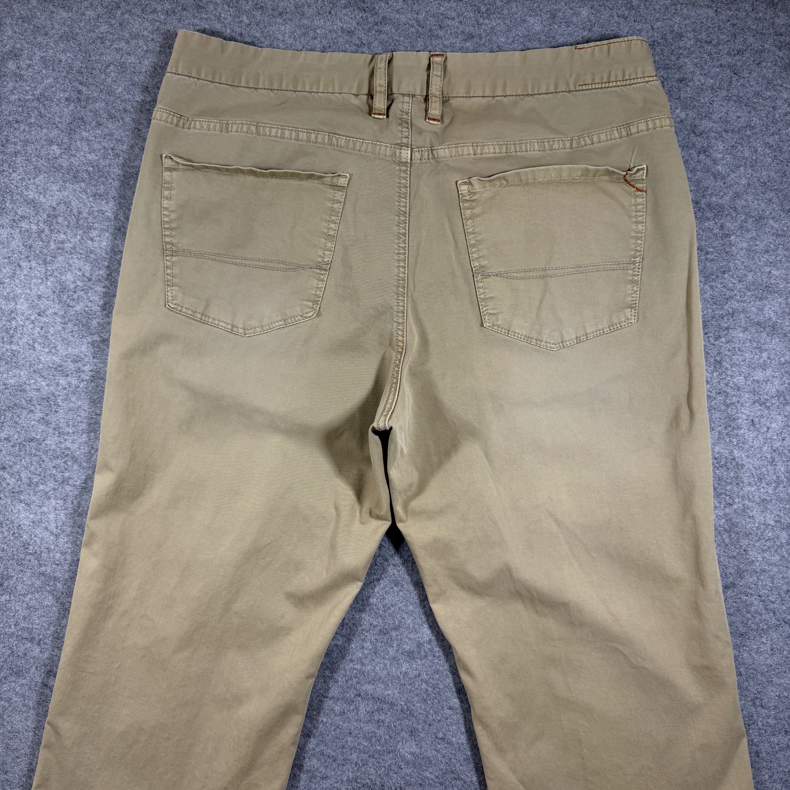 Tommy Bahama Pants Mens 34x30 Khaki Straight Leg Five Pocket Marlin Casual thumbnail 3