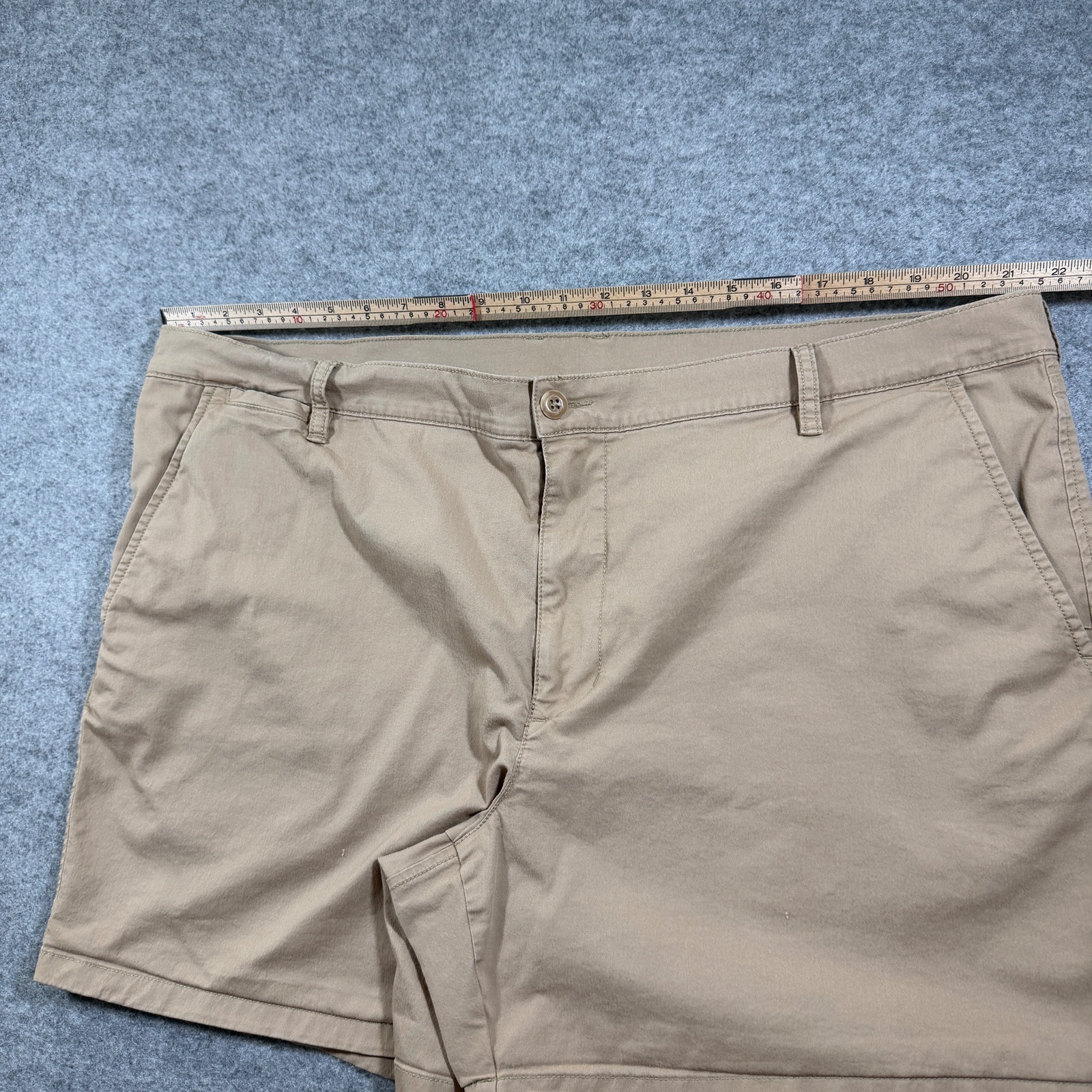 L.L.Bean Chino Shorts Mens 44W Khaki Stretch Flat Front Casual Preppy Cotton thumbnail 4