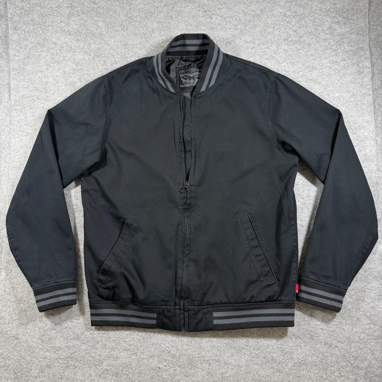 Levi's Bomber Jacket Mens M Black Varsity Zip Front Relaxed Fit Streetwear