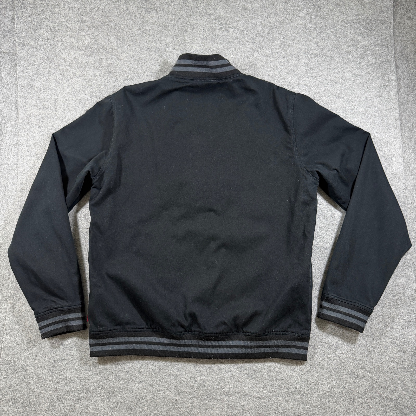 Levi's Bomber Jacket Mens M Black Varsity Zip Front Relaxed Fit Streetwear thumbnail 2