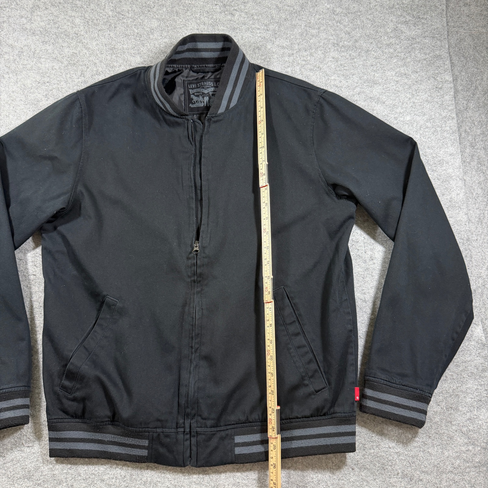 Levi's Bomber Jacket Mens M Black Varsity Zip Front Relaxed Fit Streetwear thumbnail 5