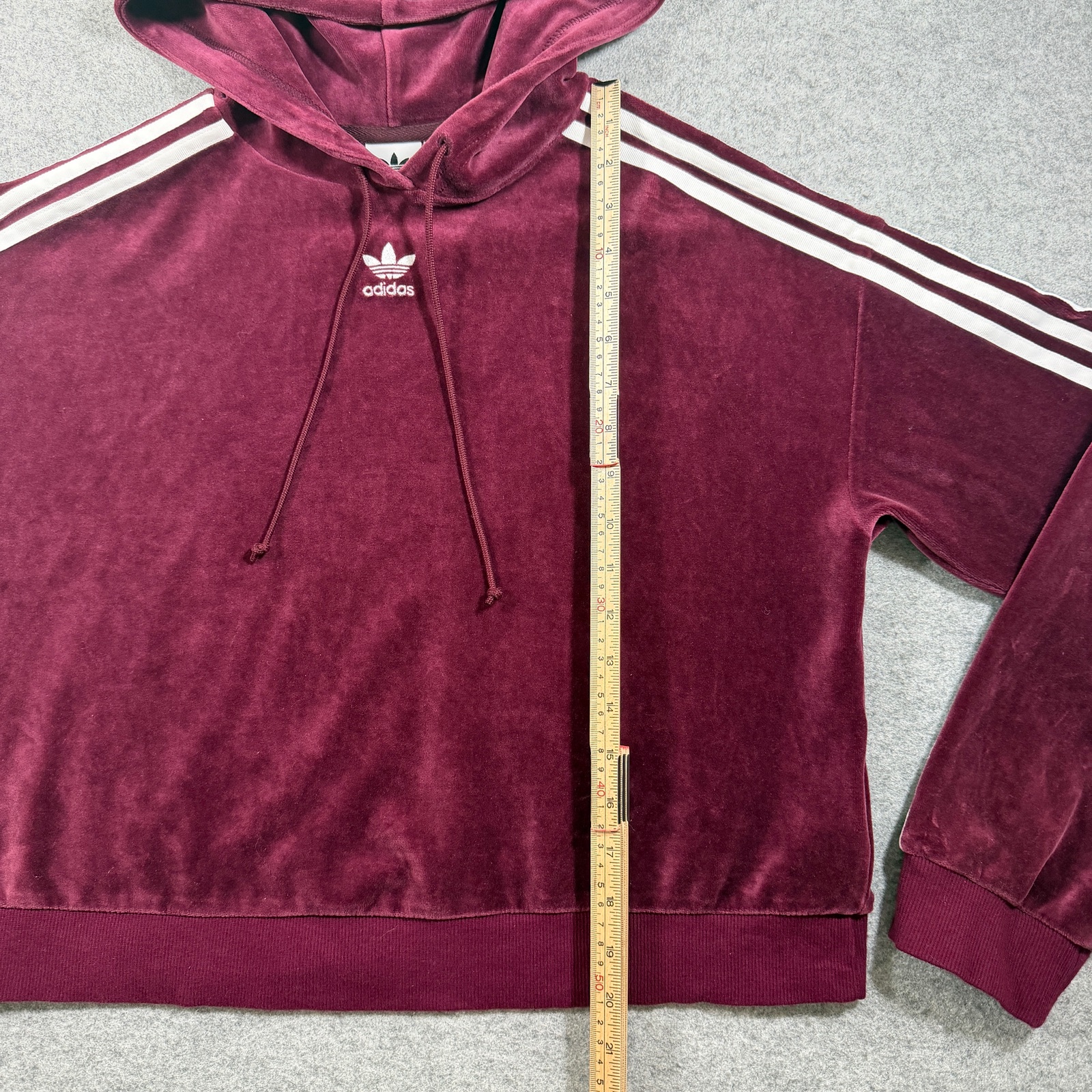 Adidas Trefoil Hoodie Womens S Maroon Velour Cropped Fit Hooded Streetwear thumbnail 6