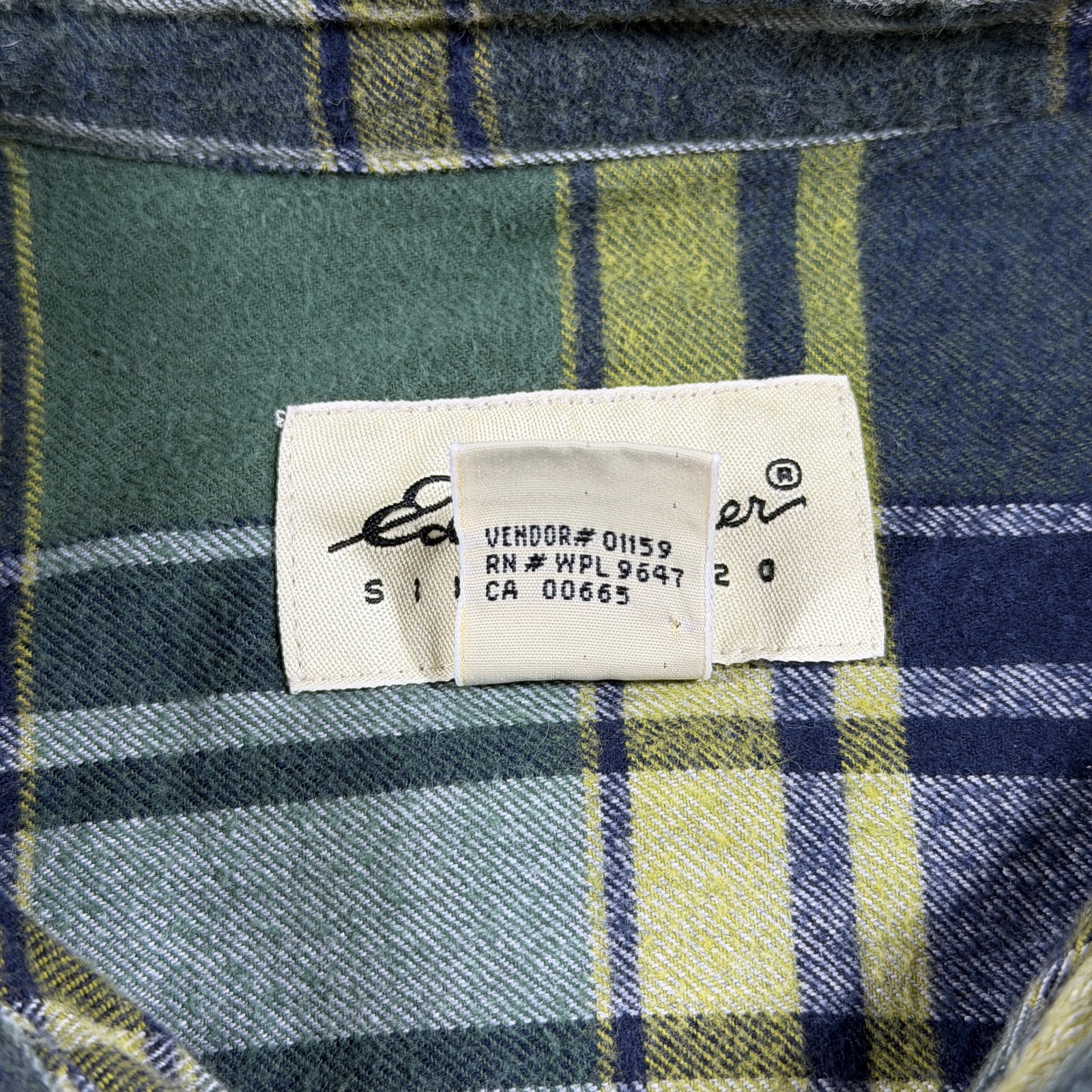 Eddie Bauer Flannel Shirt Mens XL Green Plaid Button Down Vintage Workwear thumbnail 8
