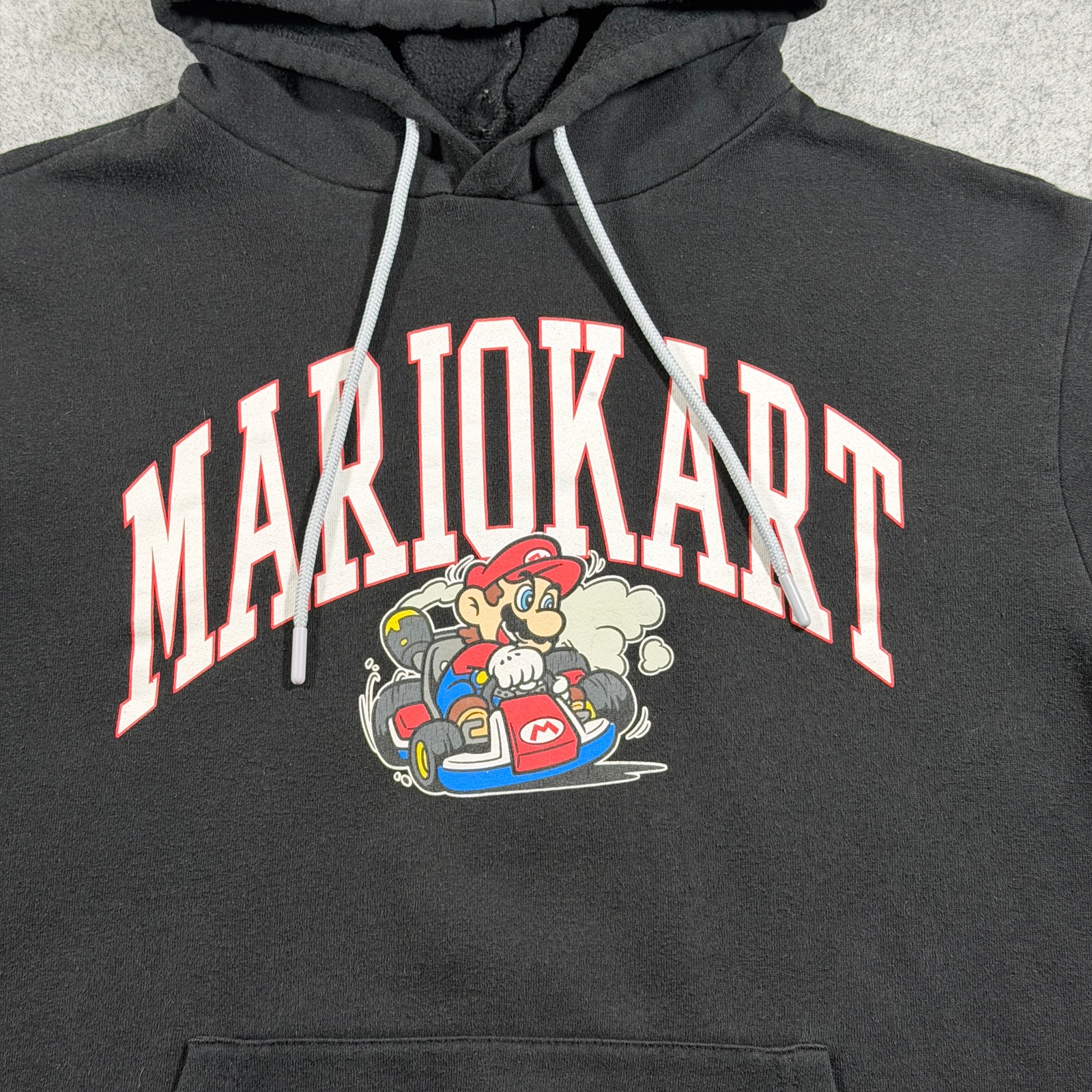Mario Kart Hoodie Mens M Black Graphic Print Fleece Streetwear Gaming Fan Gear thumbnail 3